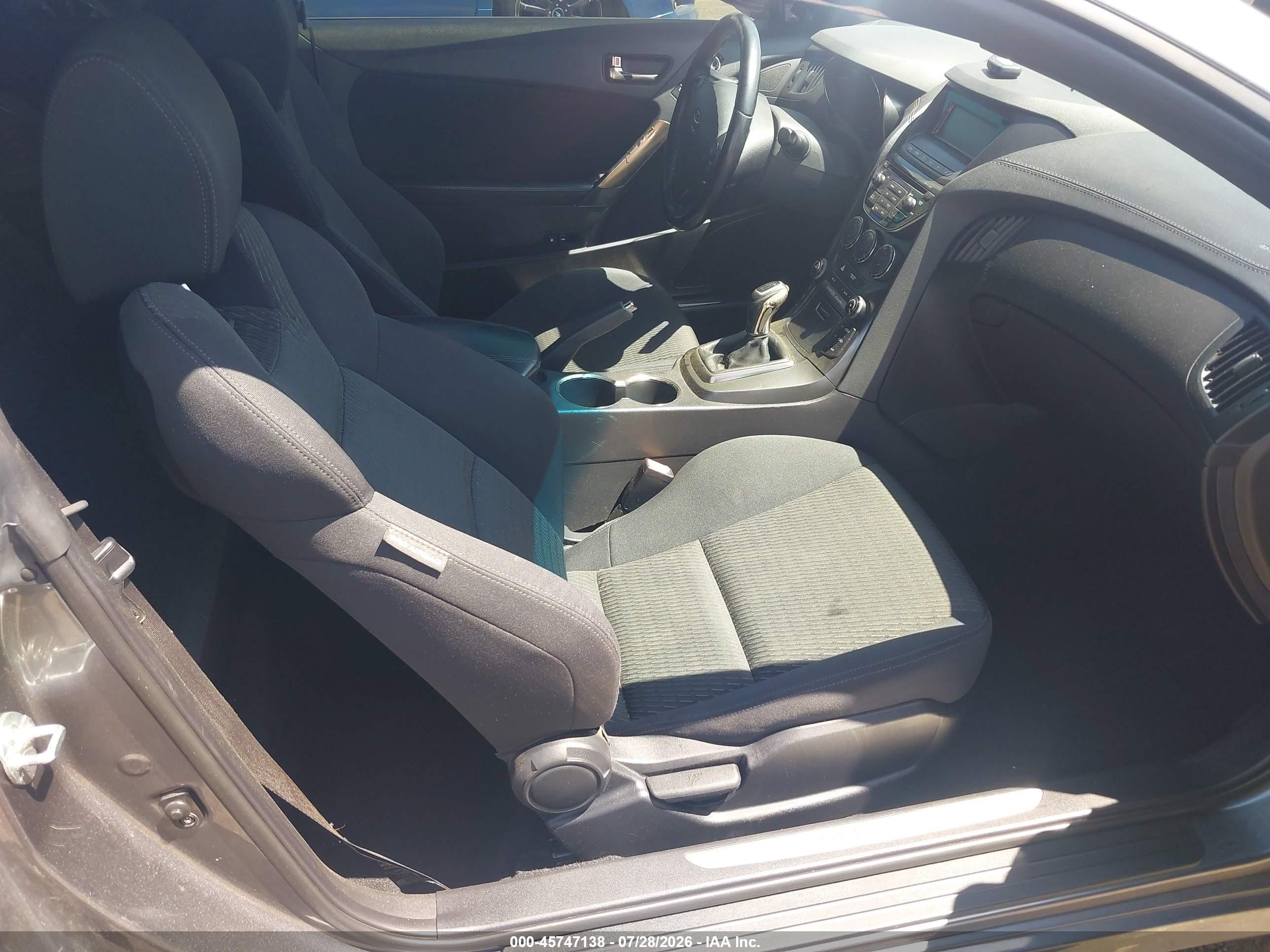 2015 Hyundai Genesis 3.8 Base Light Blue vin: KMHHT6KJ6FU125889