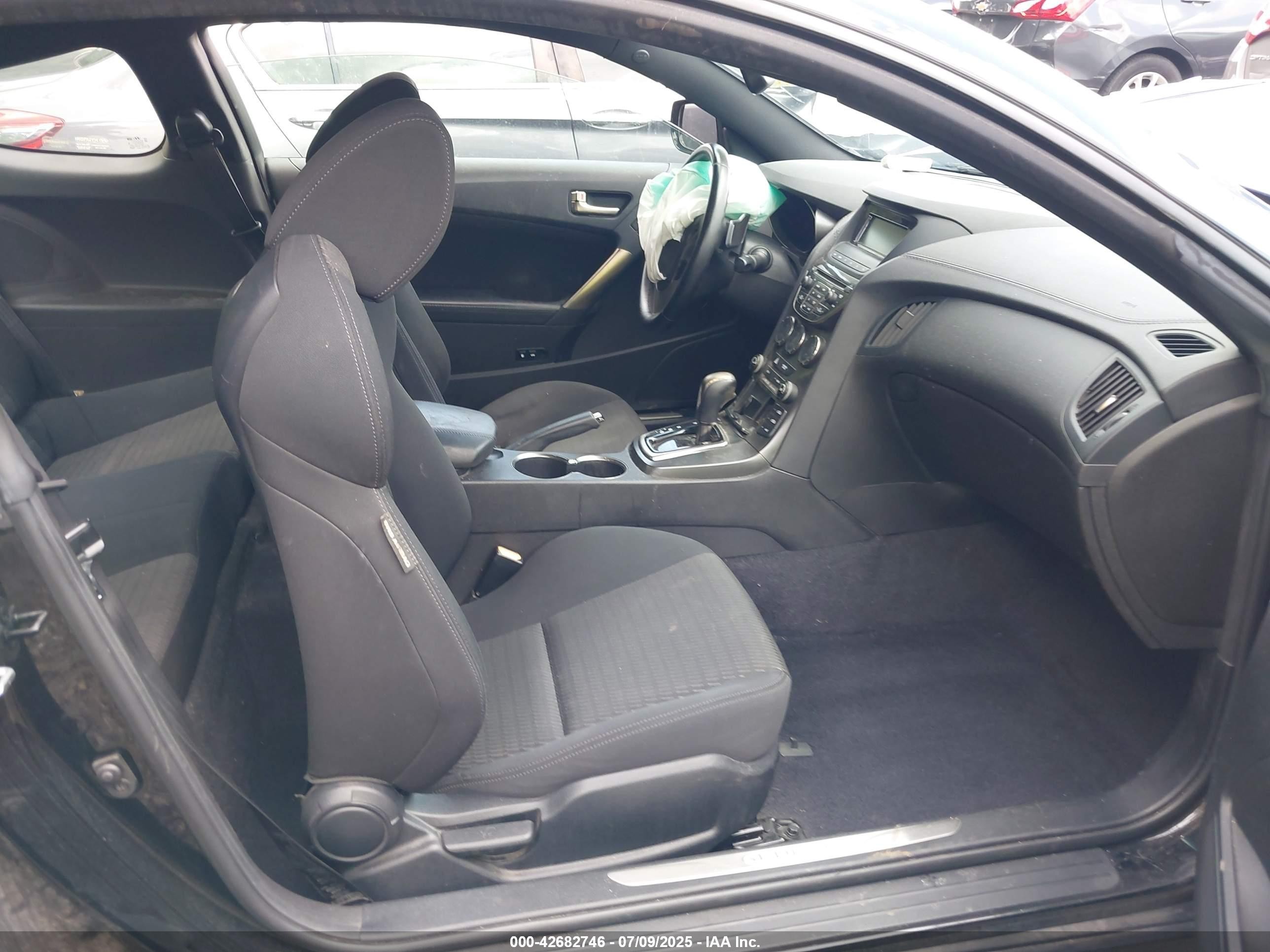 2015 Hyundai Genesis 3.8 Base Black vin: KMHHT6KJ6FU127996