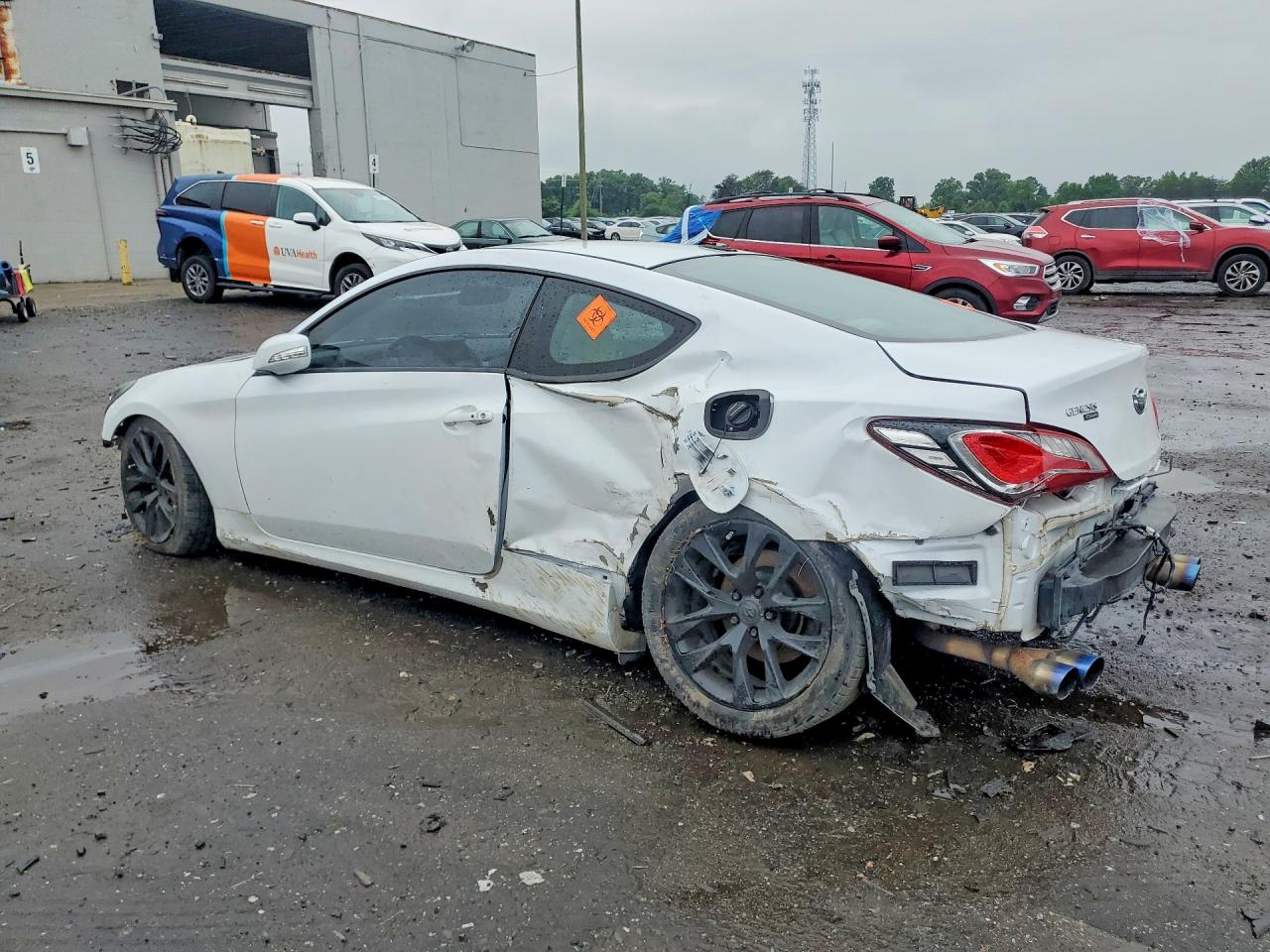 2015 Hyundai Genesis Coupe 3.8l White vin: KMHHT6KJ7FU126484