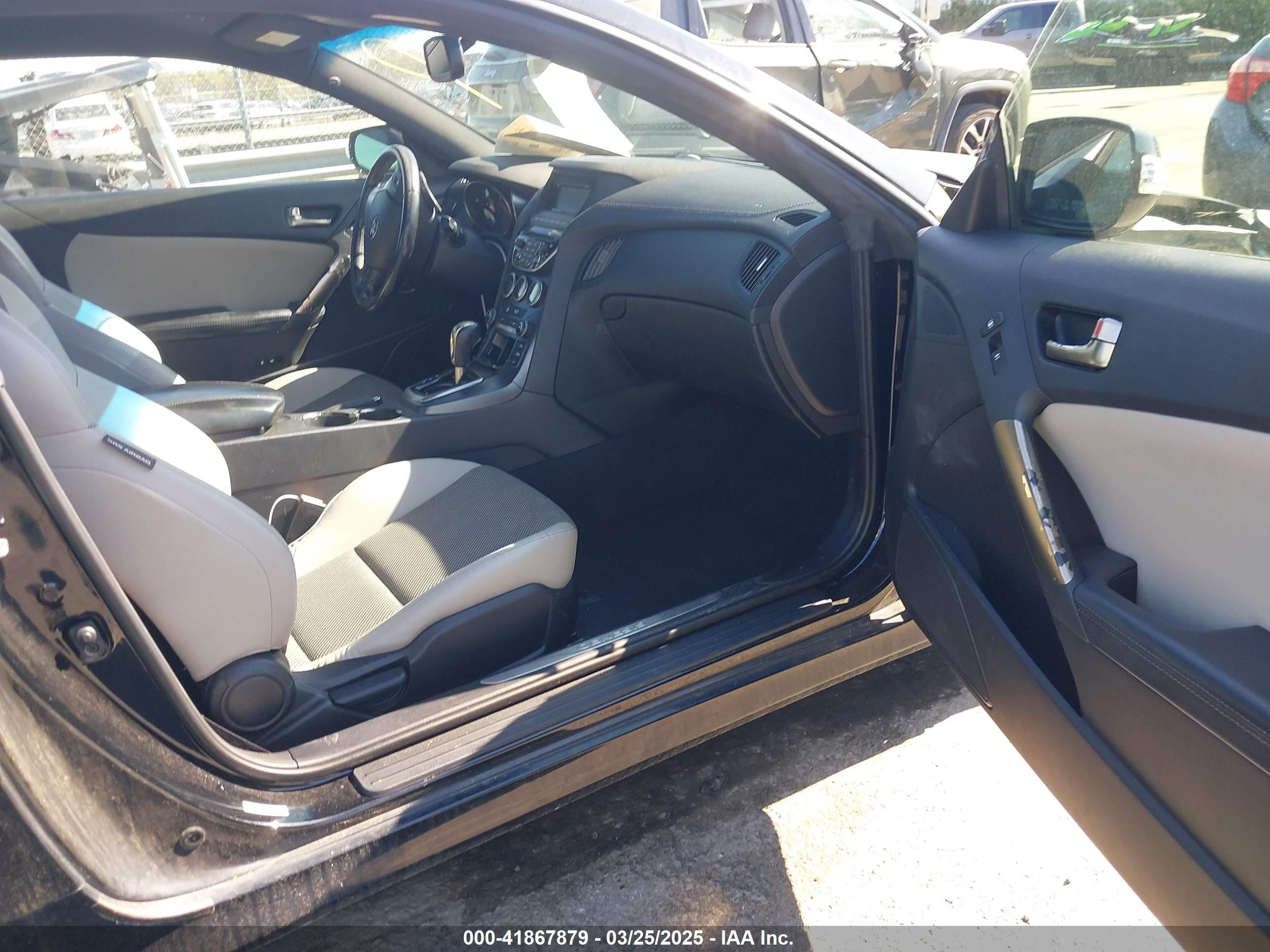 2015 Hyundai Genesis 3.8 Base Black vin: KMHHT6KJ7FU126999