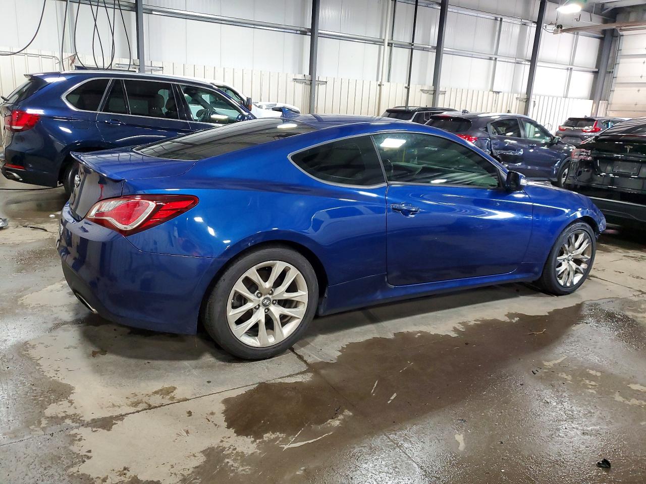2015 Hyundai Genesis Coupe 3.8l Blue vin: KMHHT6KJ7FU130938