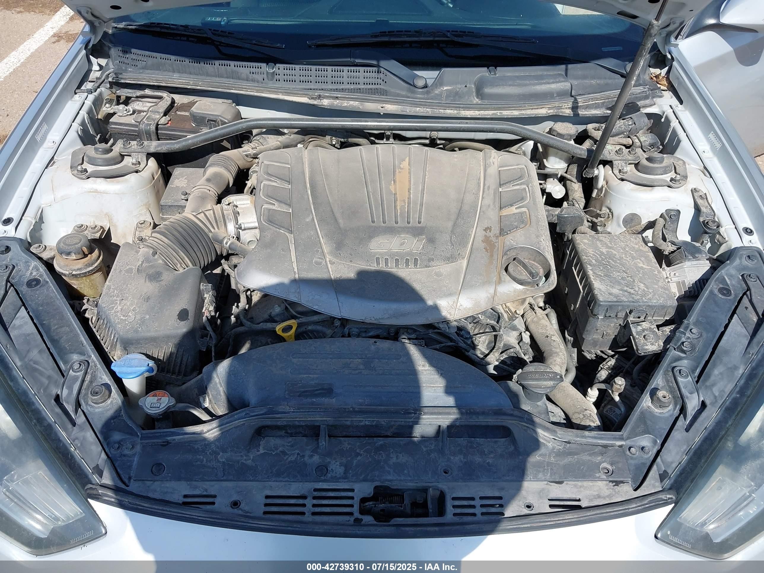 2015 Hyundai Genesis 3.8 Base Silver vin: KMHHT6KJXFU128973