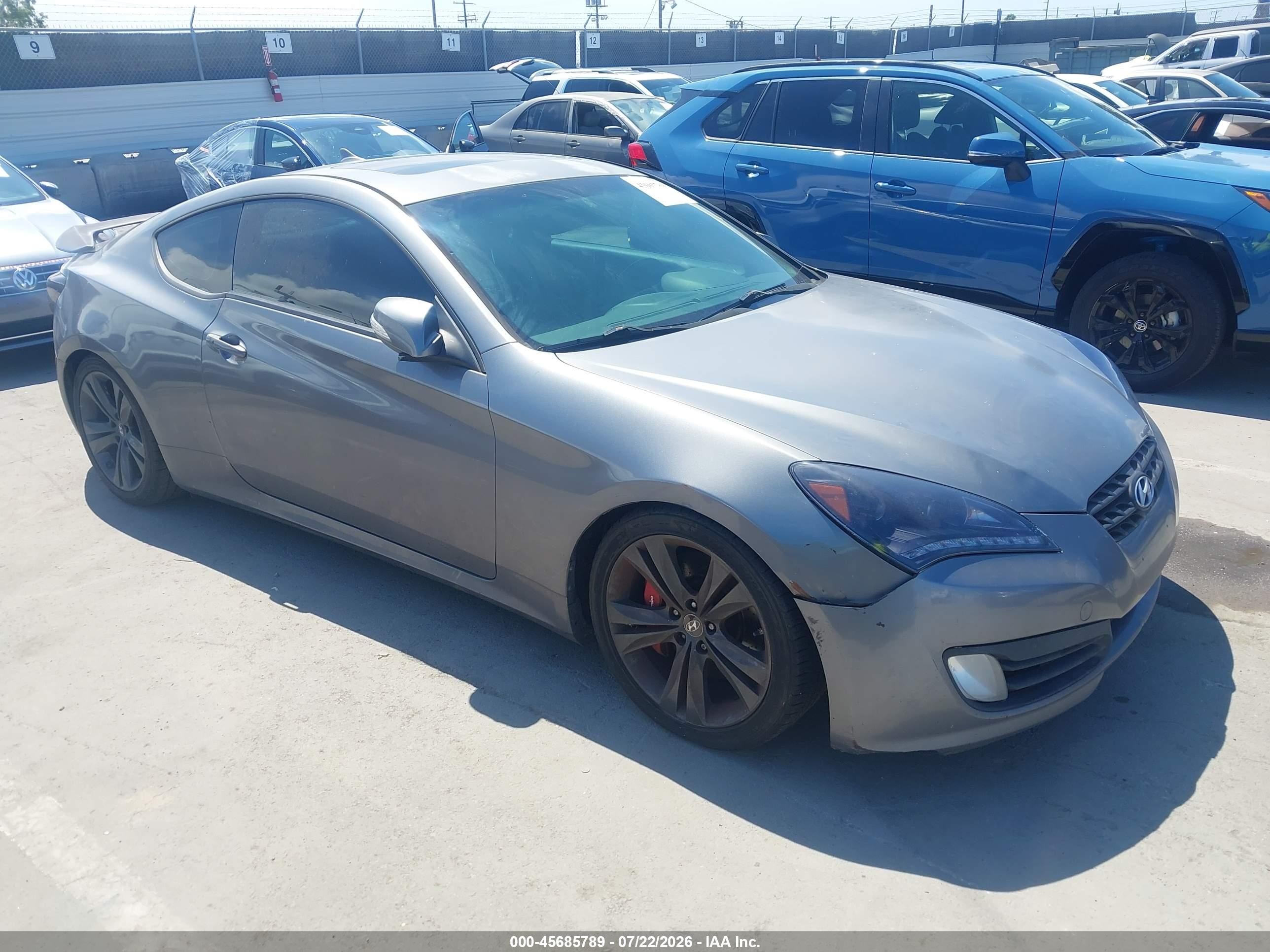 2010 Hyundai Genesis 3.8 Track Gray vin: KMHHU6KH0AU038623
