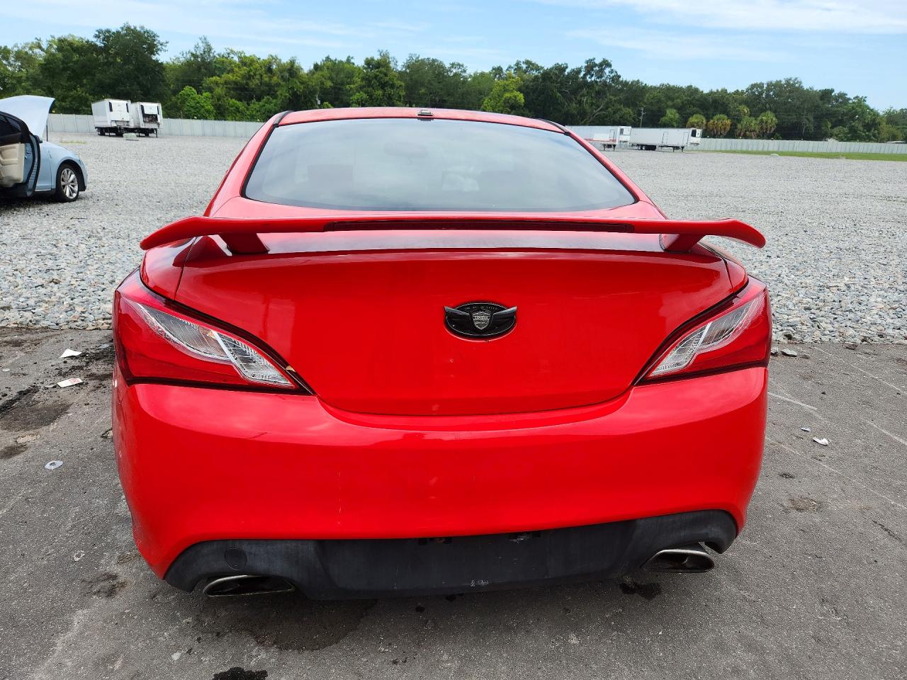 2011 Hyundai Genesis Coupe 3.8l R-spec Red vin: KMHHU6KH1BU060969
