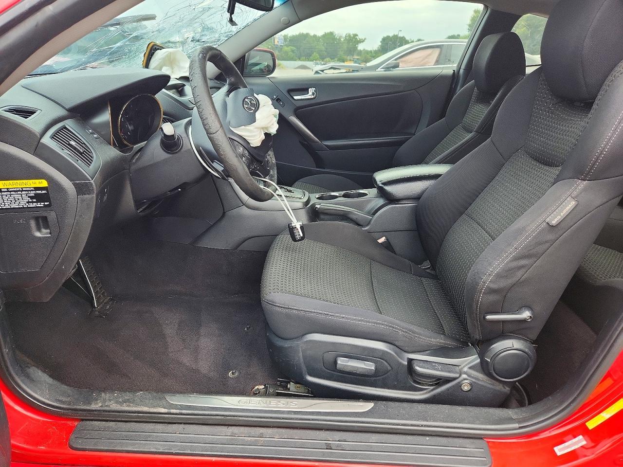 2011 Hyundai Genesis Coupe 3.8l R-spec Red vin: KMHHU6KH1BU060969