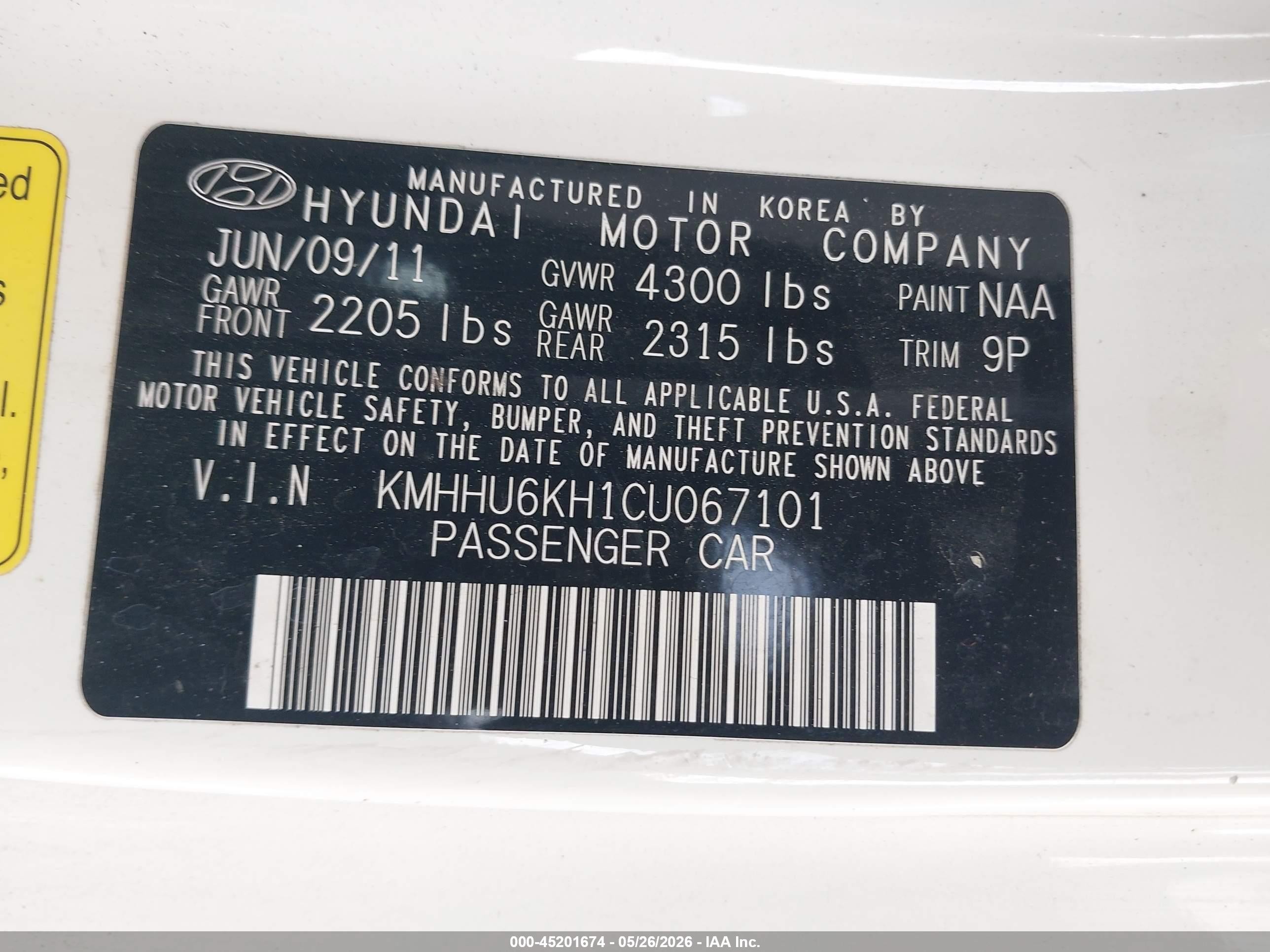 2012 Hyundai Genesis 3.8 Grand Touring White vin: KMHHU6KH1CU067101