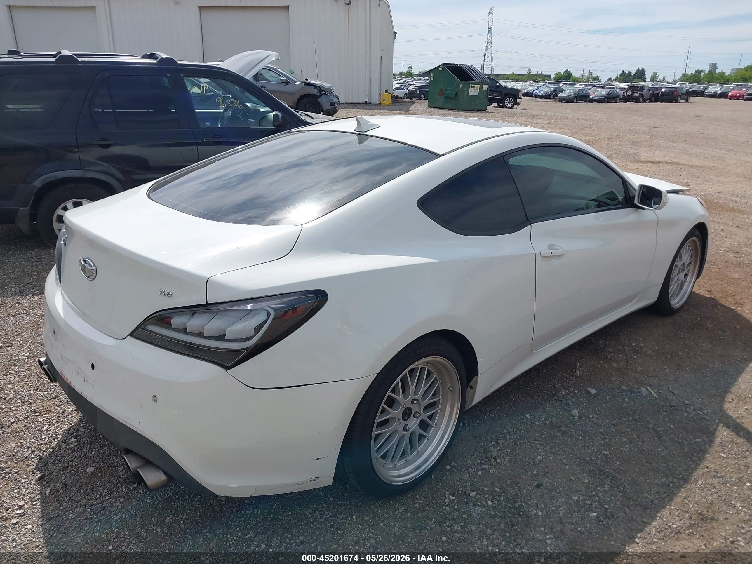2012 Hyundai Genesis 3.8 Grand Touring White vin: KMHHU6KH1CU067101