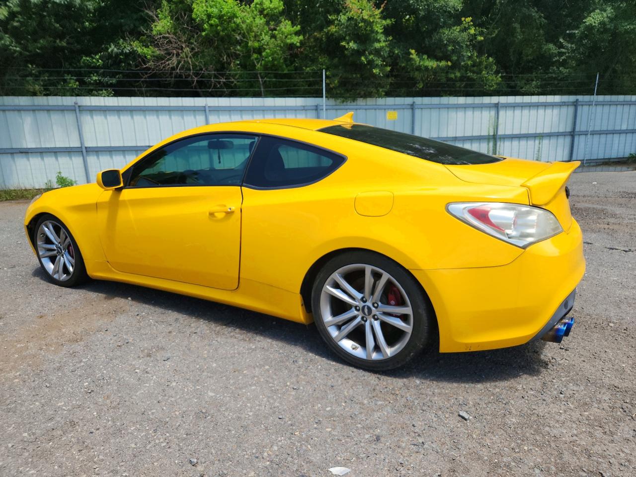 2012 Hyundai Genesis Coupe 3.8l Gold vin: KMHHU6KH1CU076123