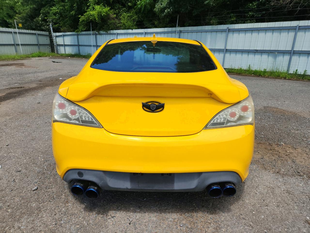 2012 Hyundai Genesis Coupe 3.8l Gold vin: KMHHU6KH1CU076123