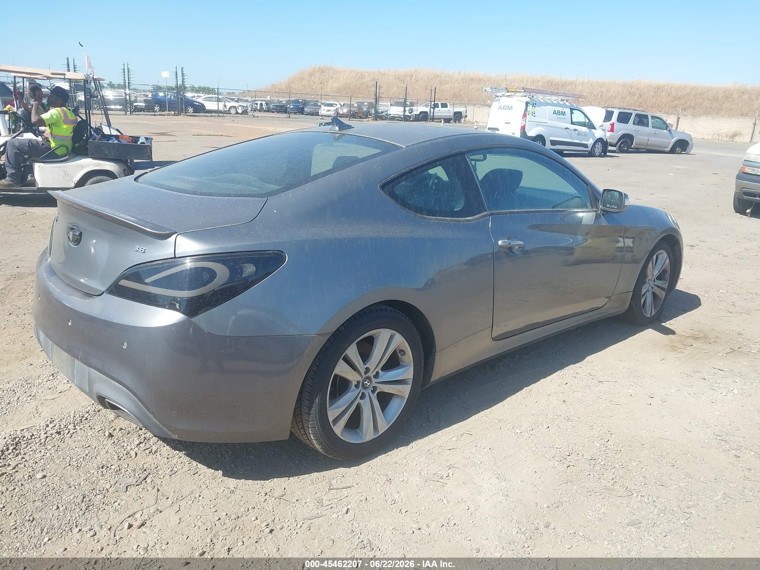 2011 Hyundai Genesis 3.8 Grand Touring Gray vin: KMHHU6KH2BU046014
