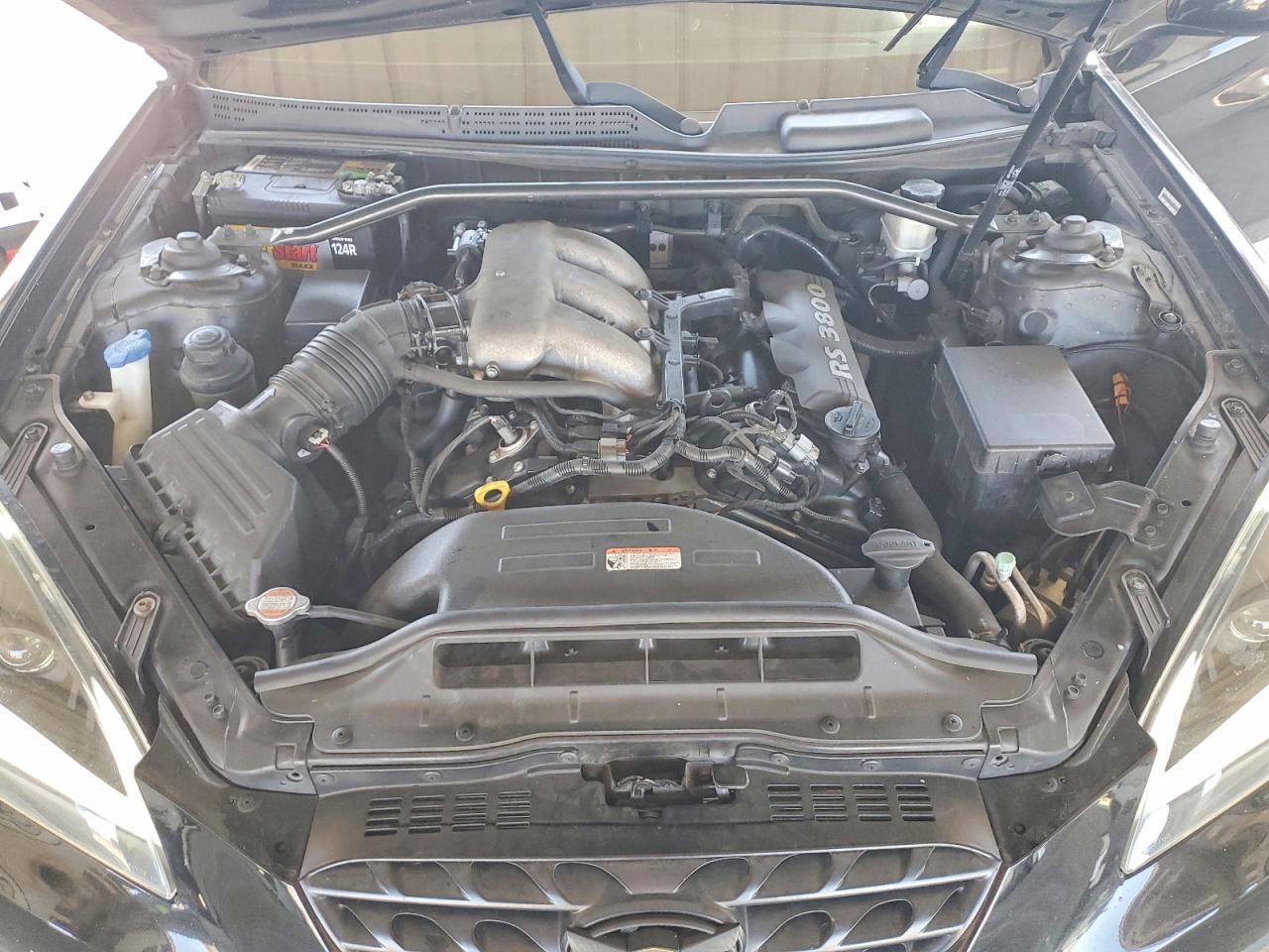 2010 Hyundai Genesis Coupe 3.8l Черный vin: KMHHU6KH3AU011576