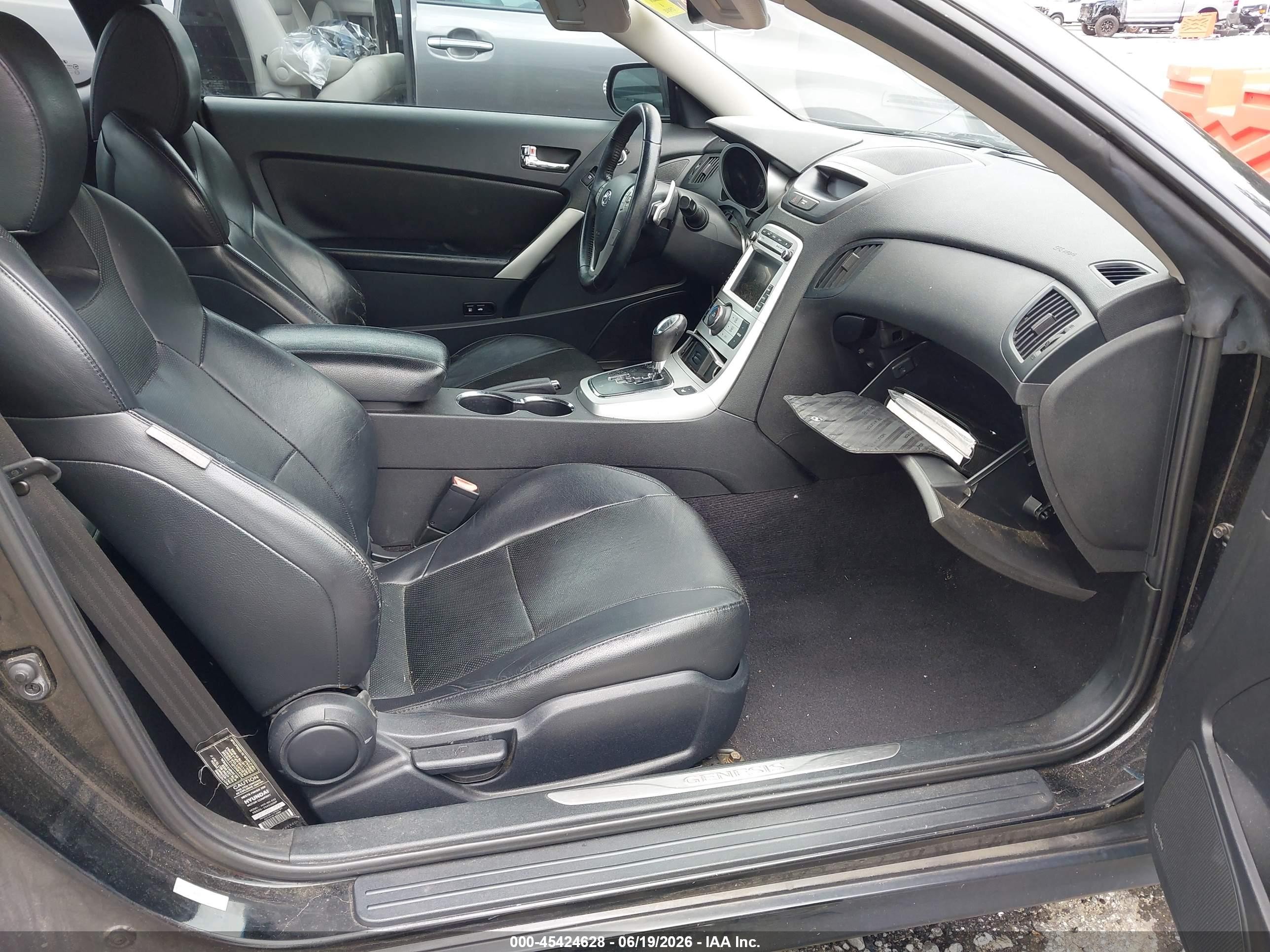 2010 Hyundai Genesis 3.8 Track Black vin: KMHHU6KH3AU027972