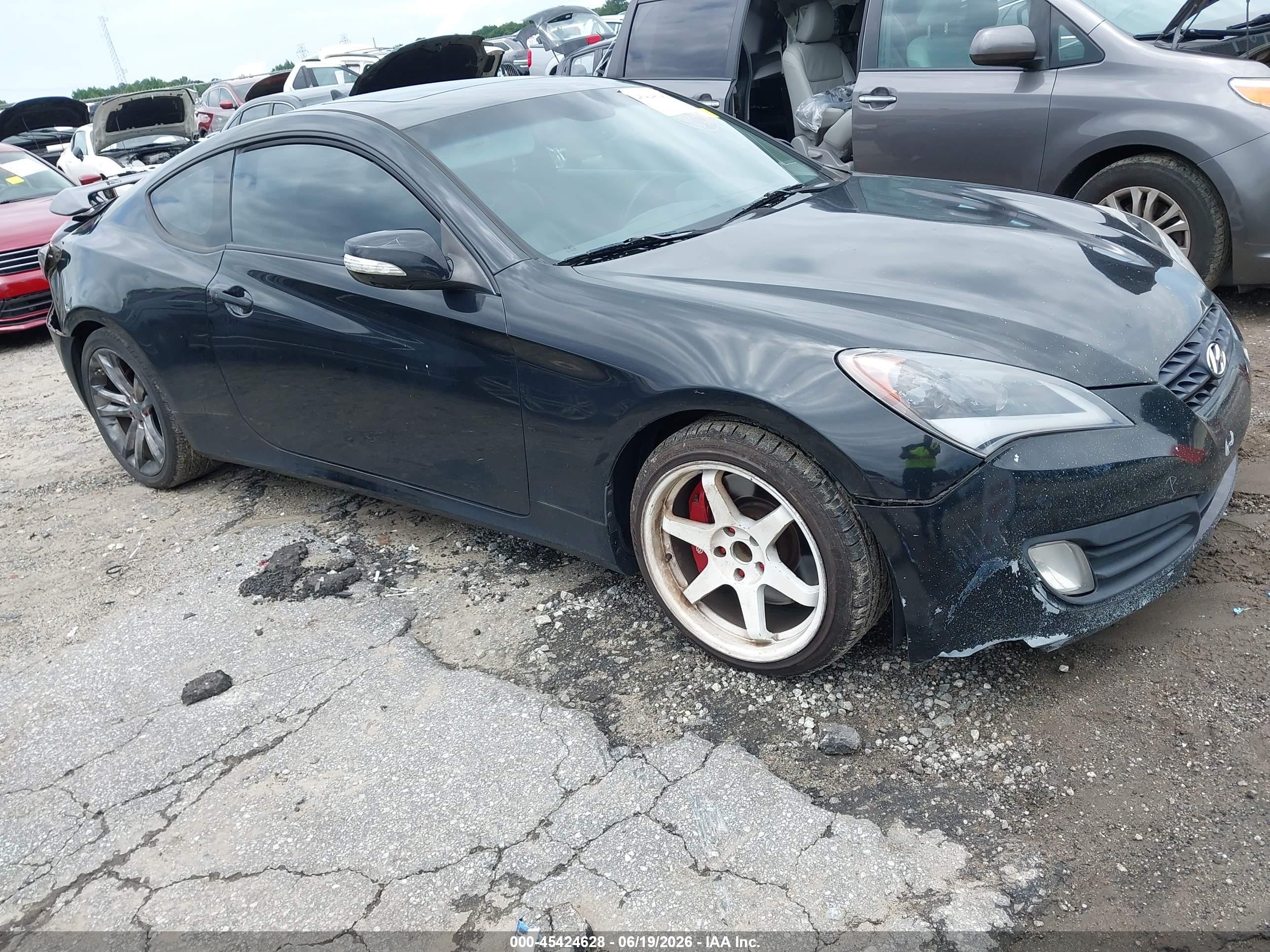 2010 Hyundai Genesis 3.8 Track Black vin: KMHHU6KH3AU027972