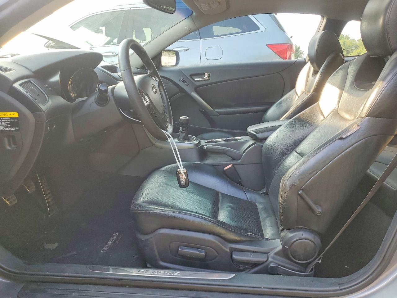 2011 Hyundai Genesis Coupe 3.8l Gray vin: KMHHU6KH3BU048001