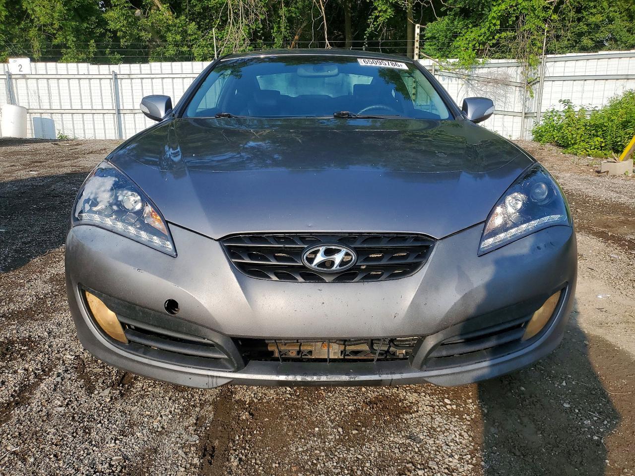 2011 Hyundai Genesis Coupe 3.8l Gray vin: KMHHU6KH3BU048001