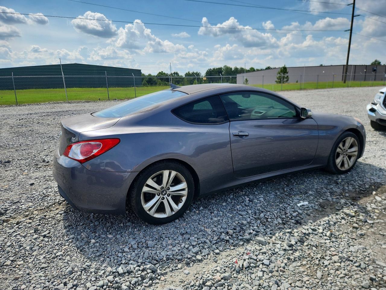 2011 Hyundai Genesis Coupe 3.8l Gray vin: KMHHU6KH3BU065395