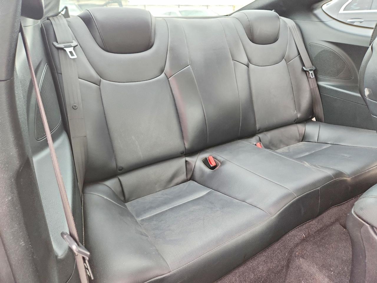 2012 Hyundai Genesis Coupe 3.8l Silver vin: KMHHU6KH3CU071084