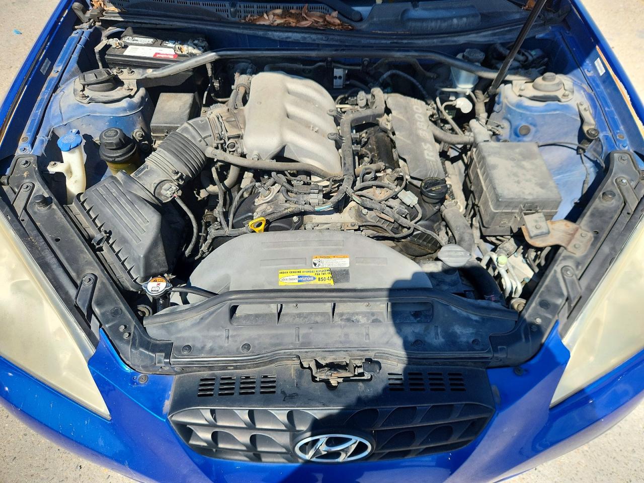 2011 Hyundai Genesis Coupe 3.8l Grand Touring Blue vin: KMHHU6KH4BU050808