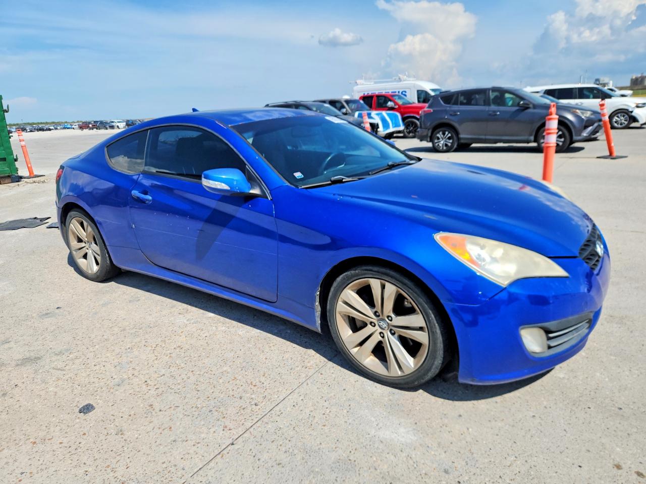 2011 Hyundai Genesis Coupe 3.8l Grand Touring Blue vin: KMHHU6KH4BU050808