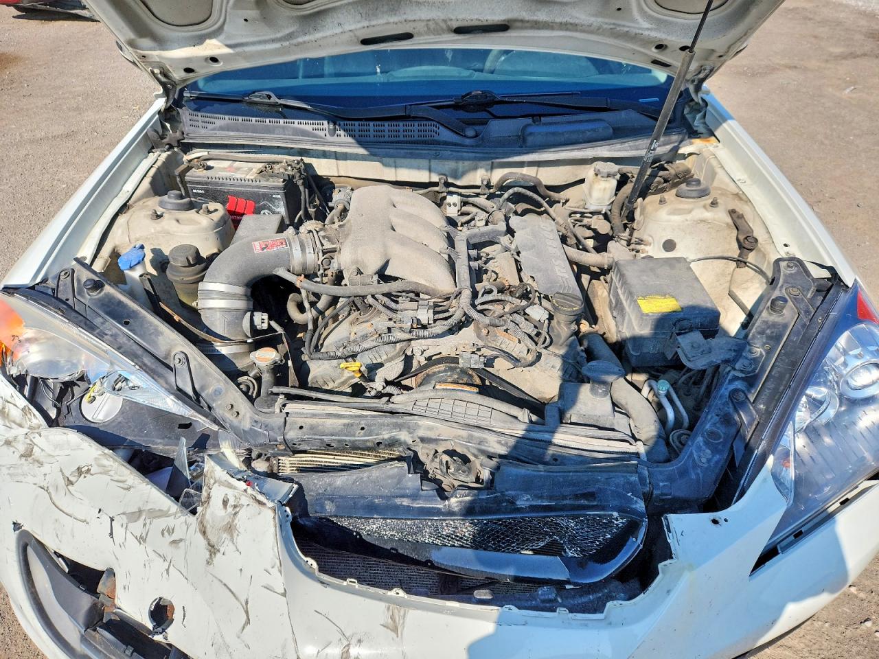2010 Hyundai Genesis Coupe 3.8l White vin: KMHHU6KH5AU033272