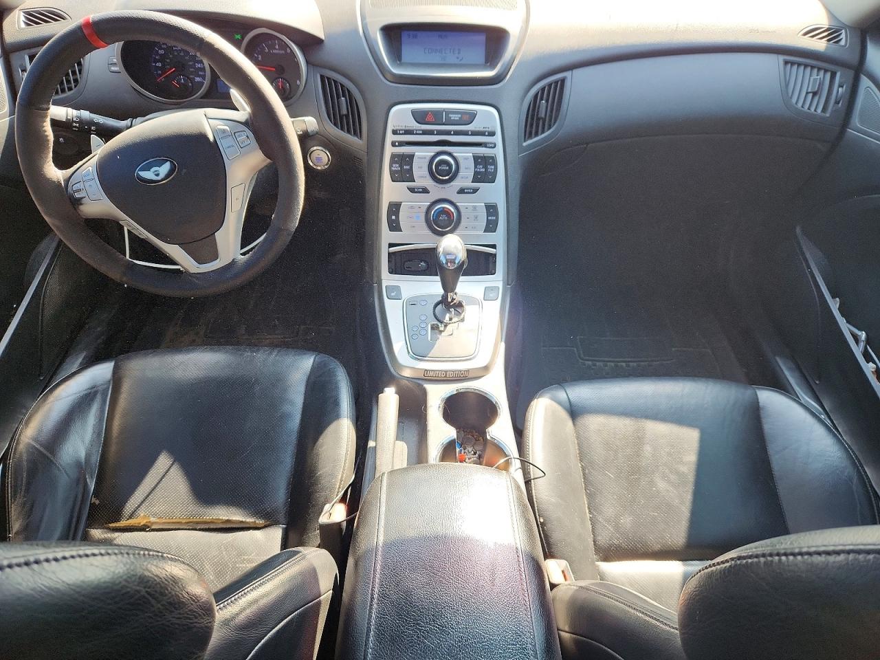 2010 Hyundai Genesis Coupe 3.8l White vin: KMHHU6KH5AU033272