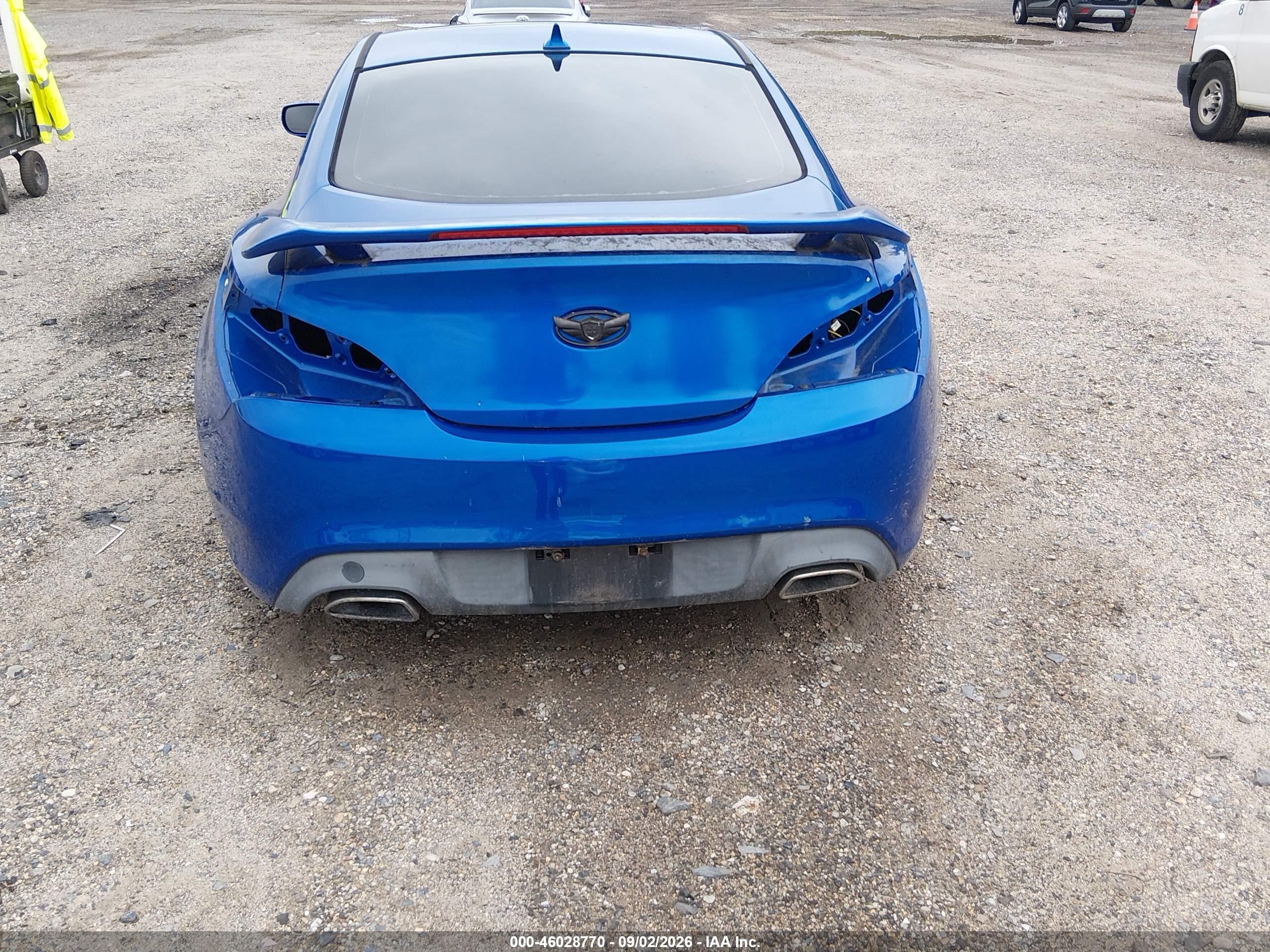 2011 Hyundai Genesis 3.8 Track Синий vin: KMHHU6KH6BU048994