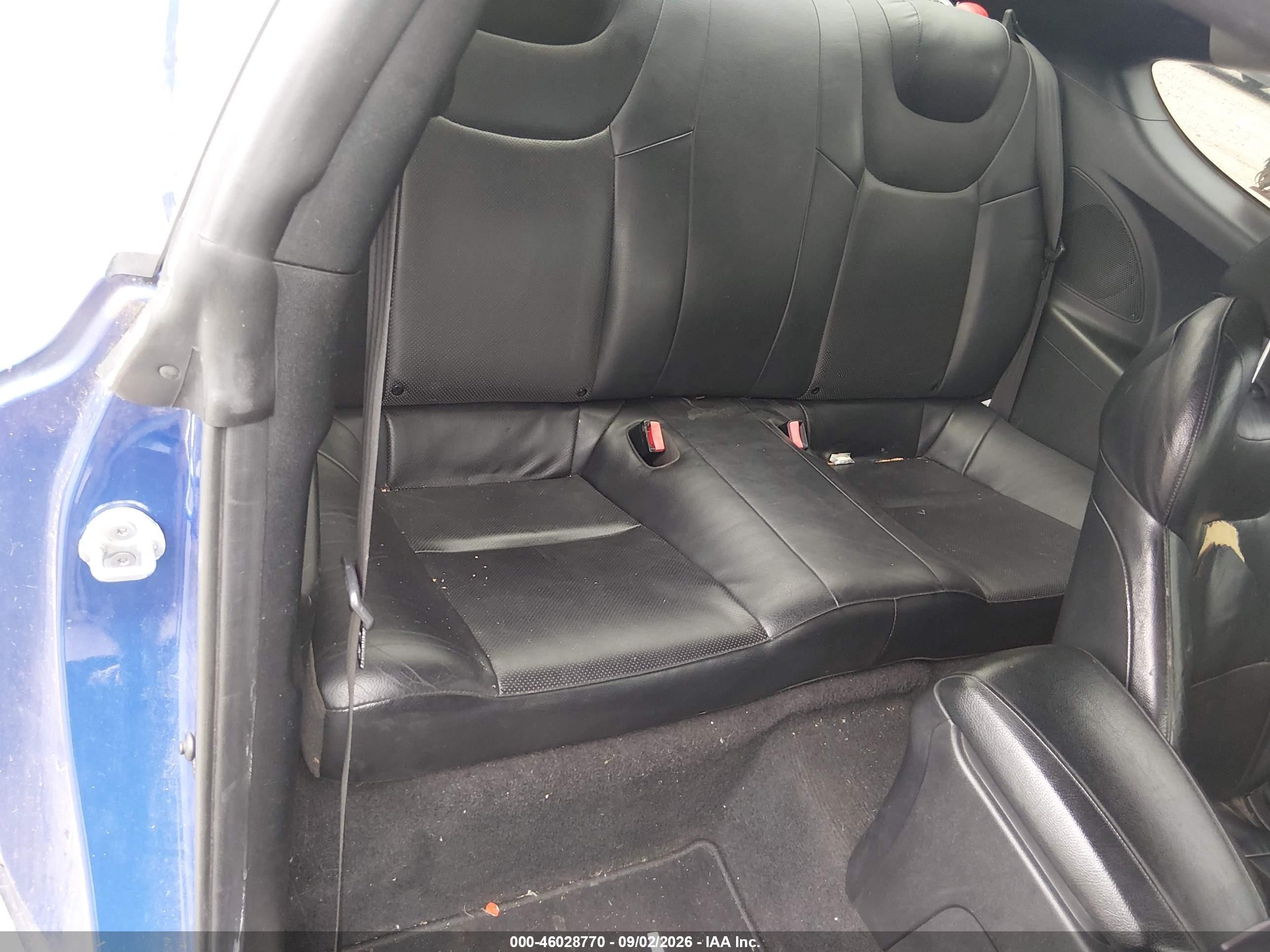 2011 Hyundai Genesis 3.8 Track Синий vin: KMHHU6KH6BU048994