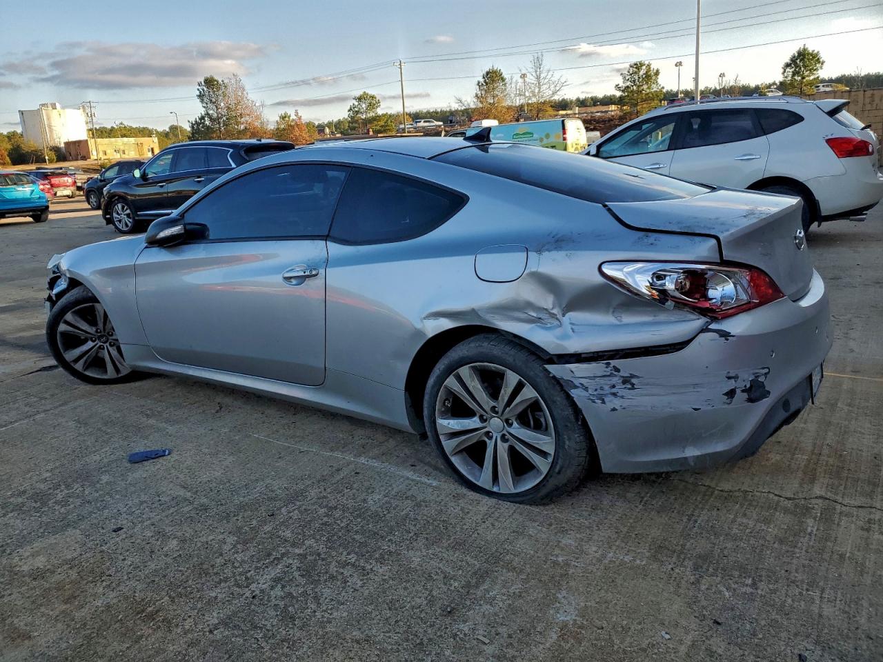 2012 Hyundai Genesis Coupe Silver vin: KMHHU6KH6CU078594