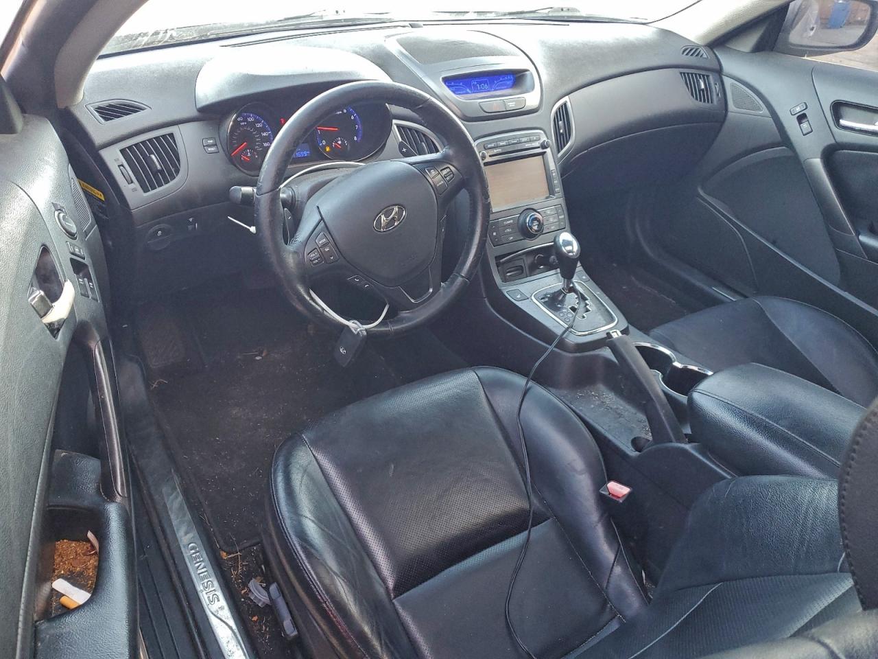 2012 Hyundai Genesis Coupe Silver vin: KMHHU6KH6CU078594