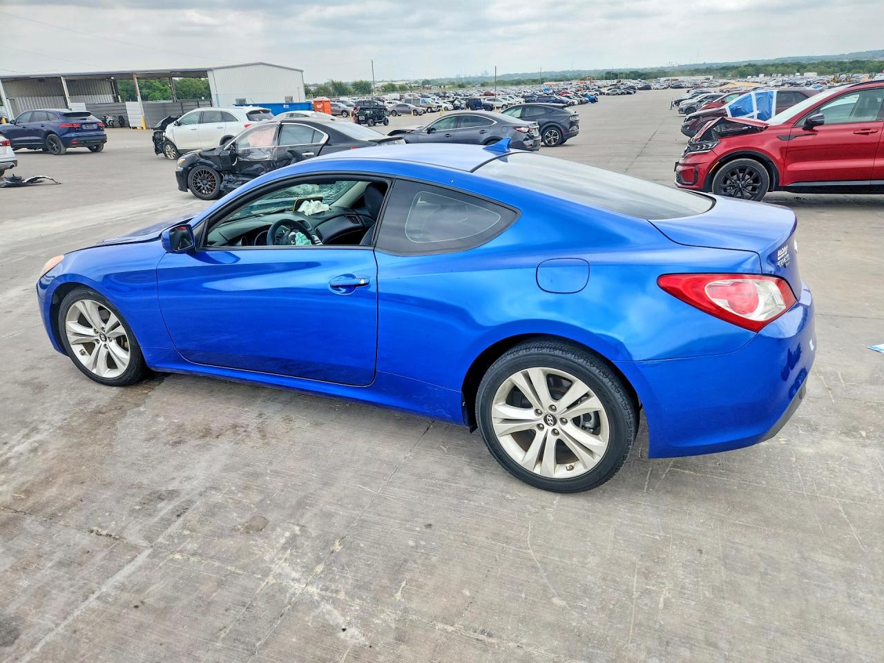 2010 Hyundai Genesis Coupe 3.8l Blue vin: KMHHU6KH7AU023312