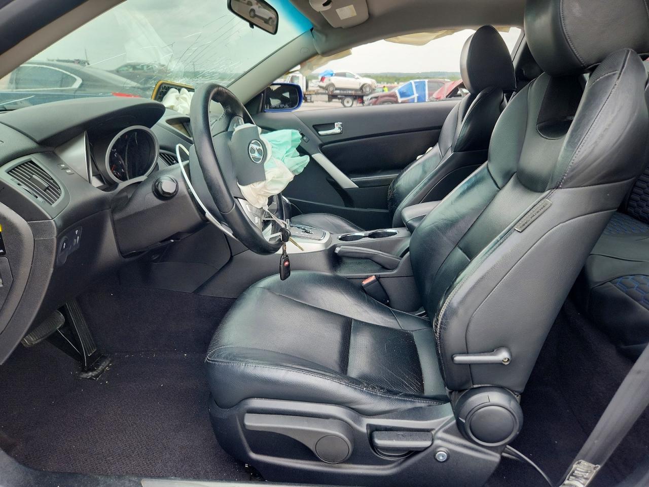 2010 Hyundai Genesis Coupe 3.8l Blue vin: KMHHU6KH7AU023312