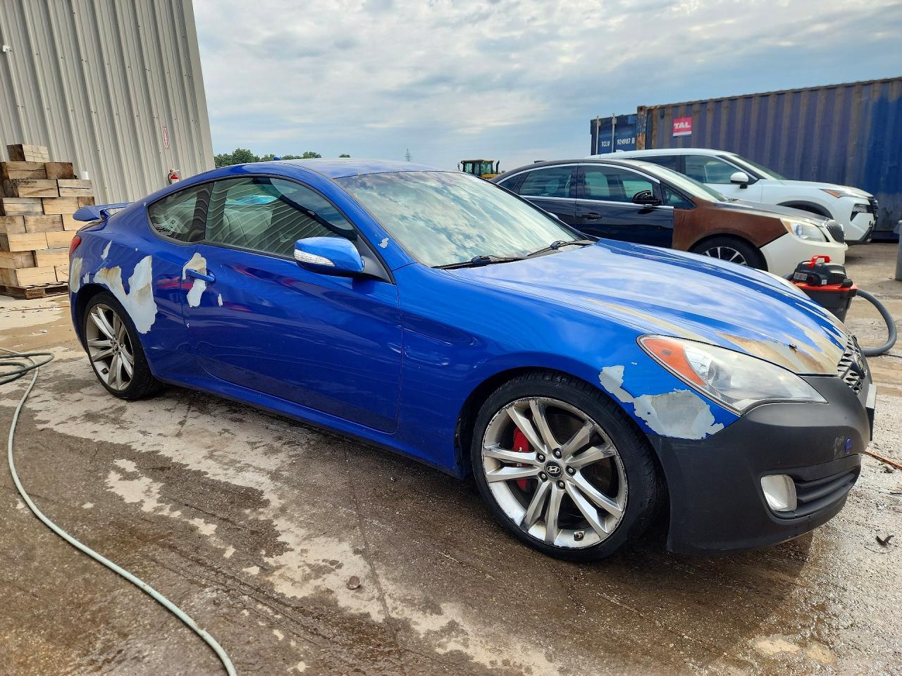 2011 Hyundai Genesis Coupe 3.8l R-spec Blue vin: KMHHU6KH7BU058160