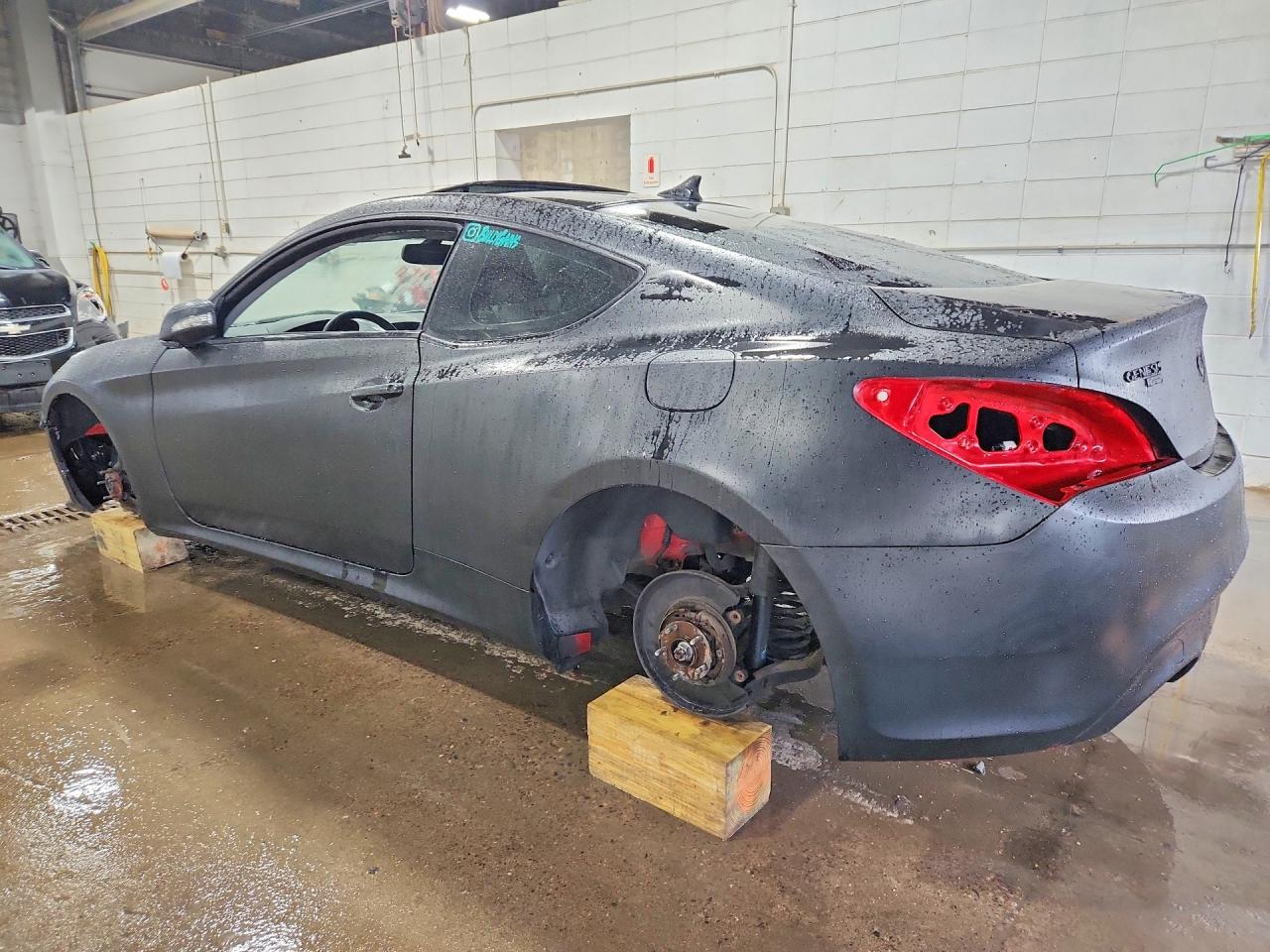 2011 Hyundai Genesis Coupe 3.8l R-spec Gray vin: KMHHU6KH8BU063092