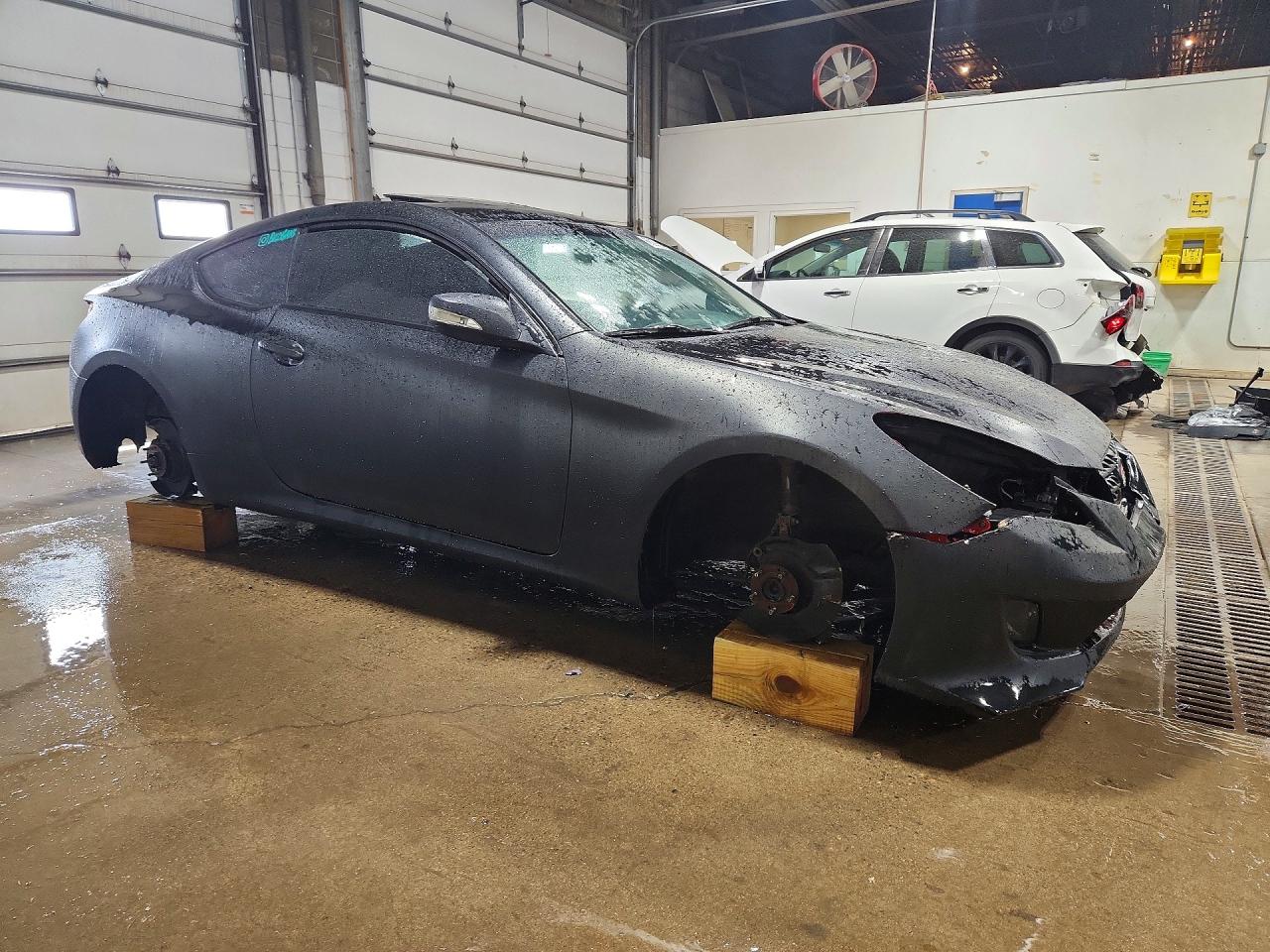 2011 Hyundai Genesis Coupe 3.8l R-spec Gray vin: KMHHU6KH8BU063092