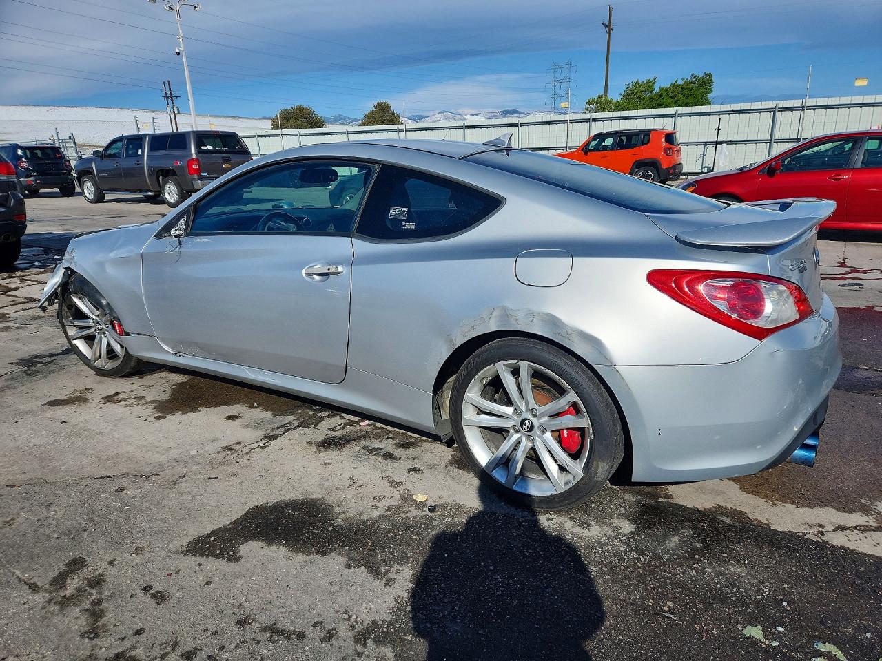 2010 Hyundai Genesis Coupe 3.8l Silver vin: KMHHU6KH9AU017334
