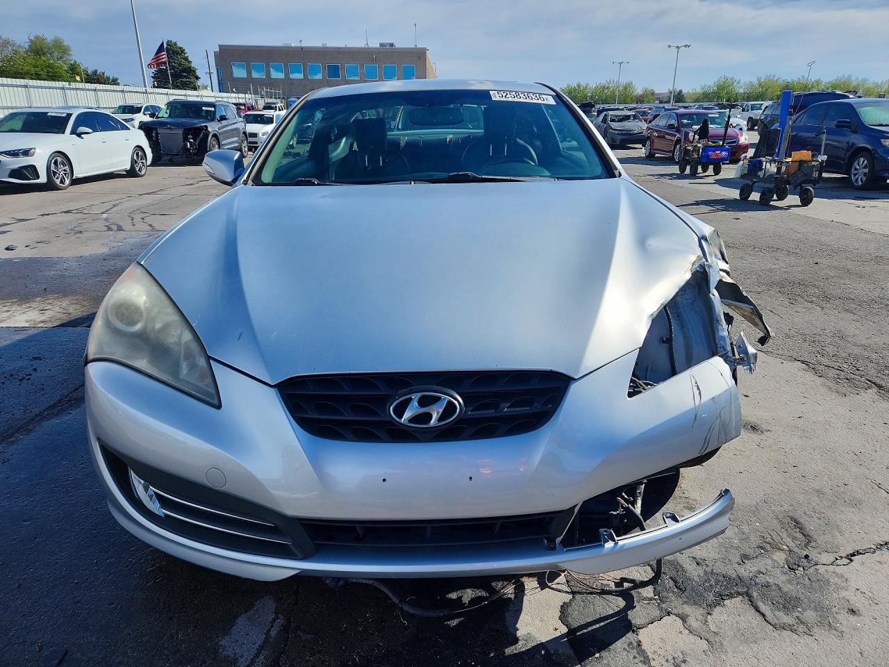 2010 Hyundai Genesis Coupe 3.8l Silver vin: KMHHU6KH9AU017334