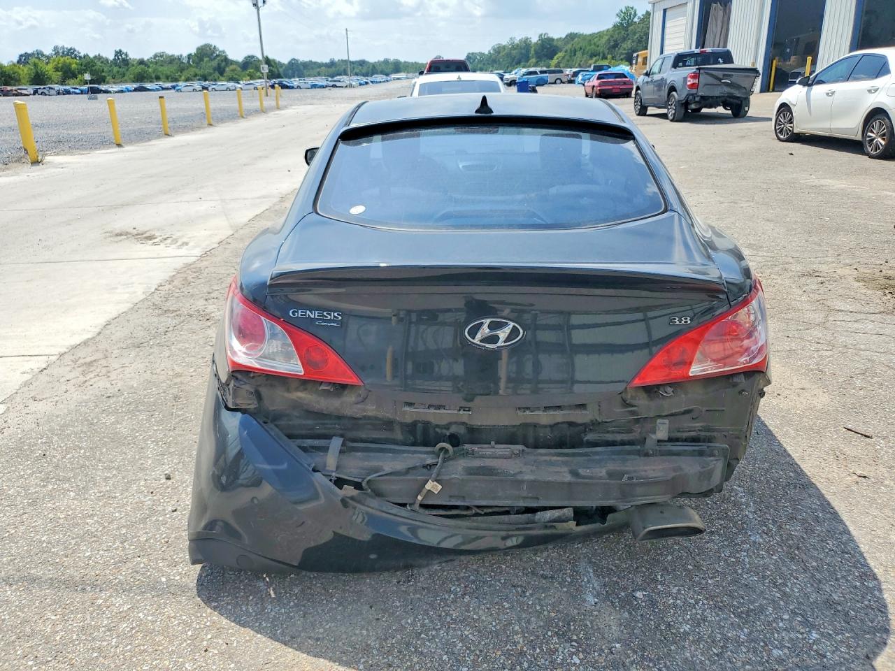 2010 Hyundai Genesis Coupe 3.8l Grand Touring Black vin: KMHHU6KHXAU026754