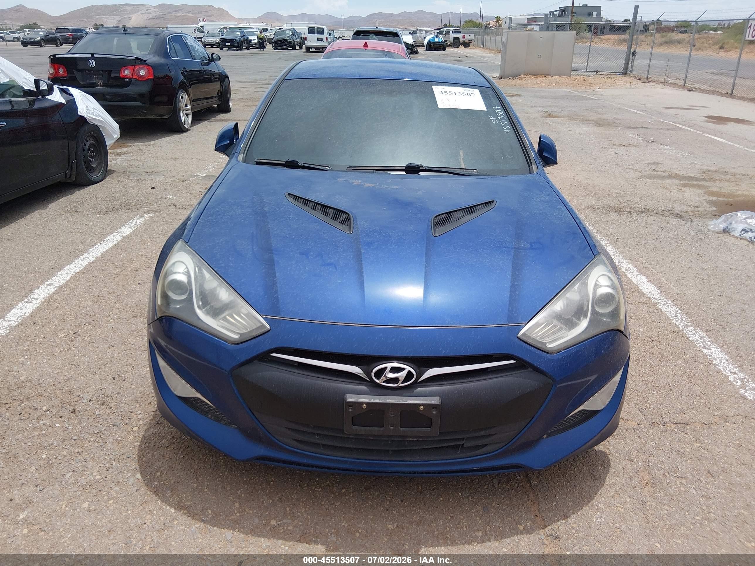 2015 Hyundai Genesis   Blue vin: KMHHU6KJ0FU122757