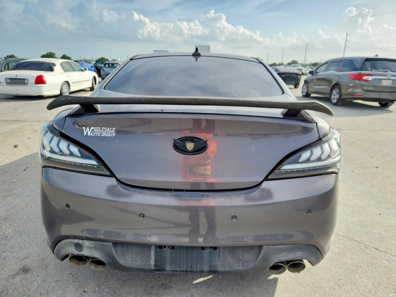 2013 Hyundai Genesis Coupe 3.8 Grand Touring Gray vin: KMHHU6KJ1DU094982