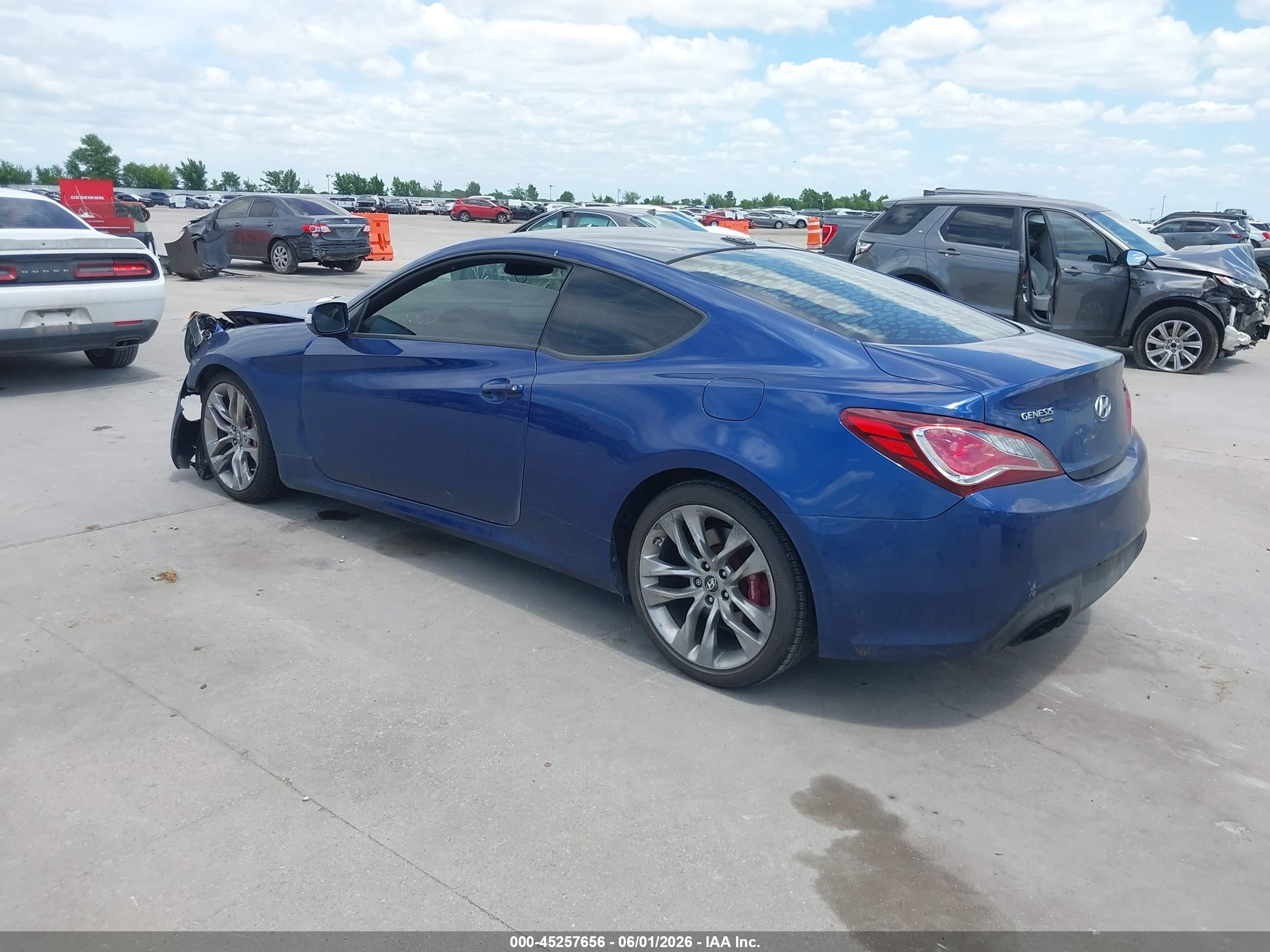 2015 Hyundai Genesis 3.8 R-spec Blue vin: KMHHU6KJ1FU127675