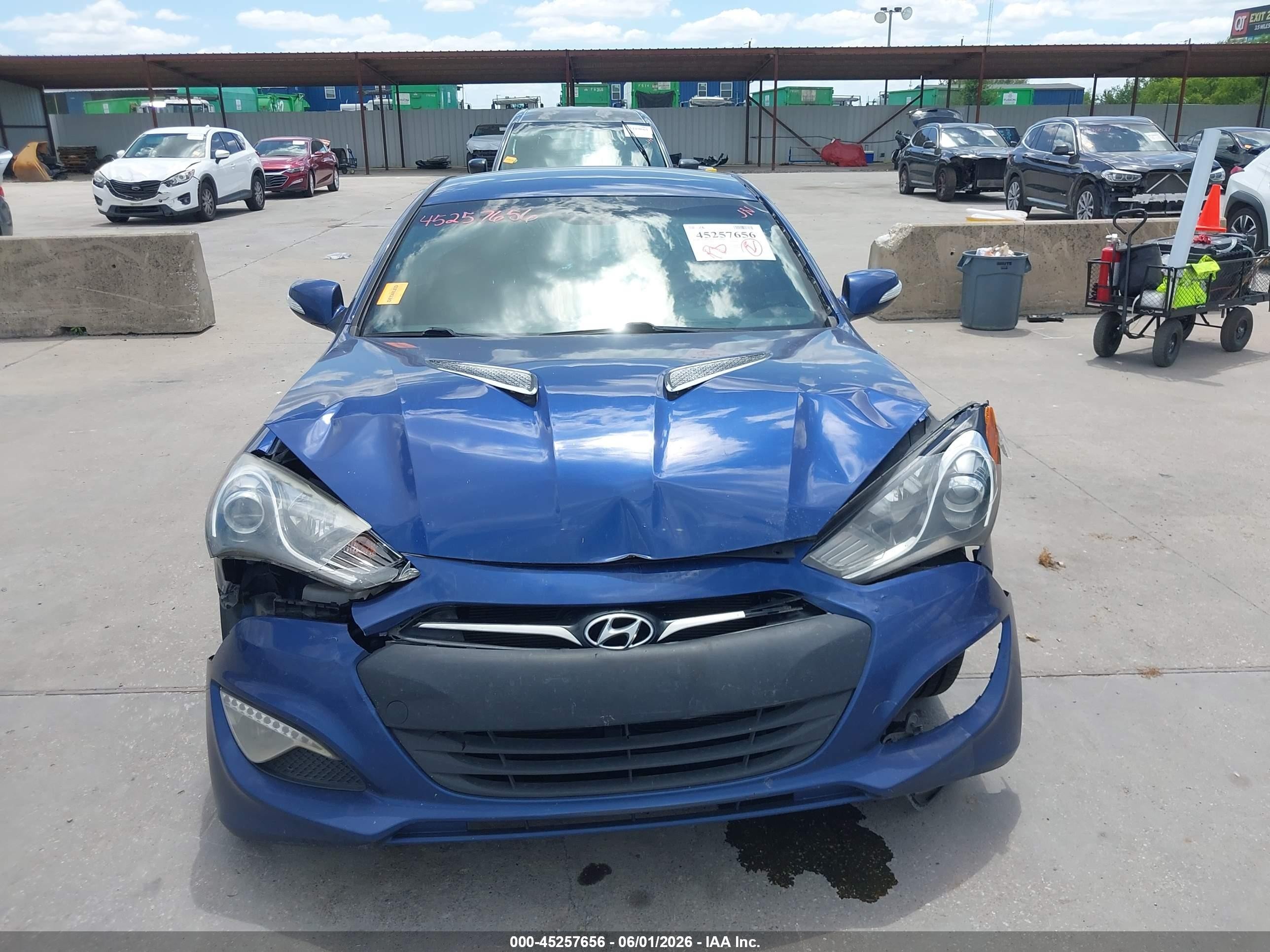 2015 Hyundai Genesis 3.8 R-spec Blue vin: KMHHU6KJ1FU127675