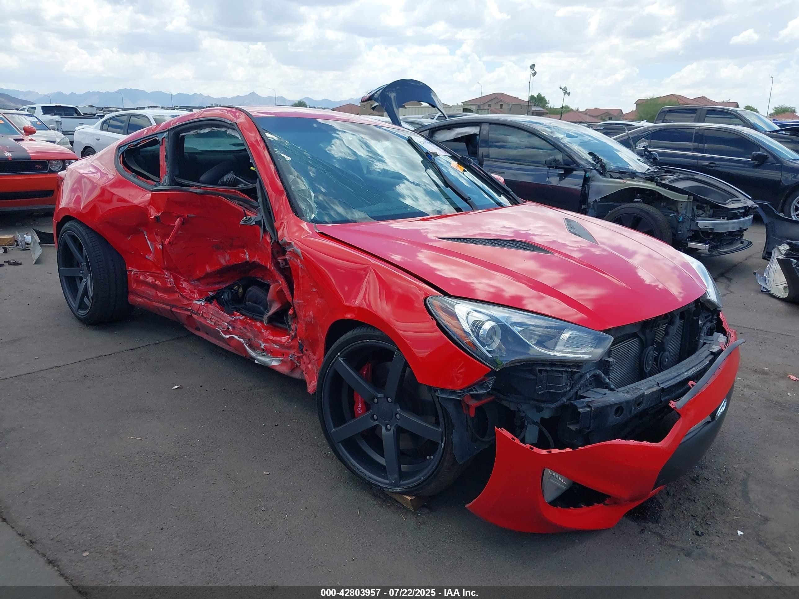 2015 Hyundai Genesis 3.8 R-spec Red vin: KMHHU6KJ1FU130382