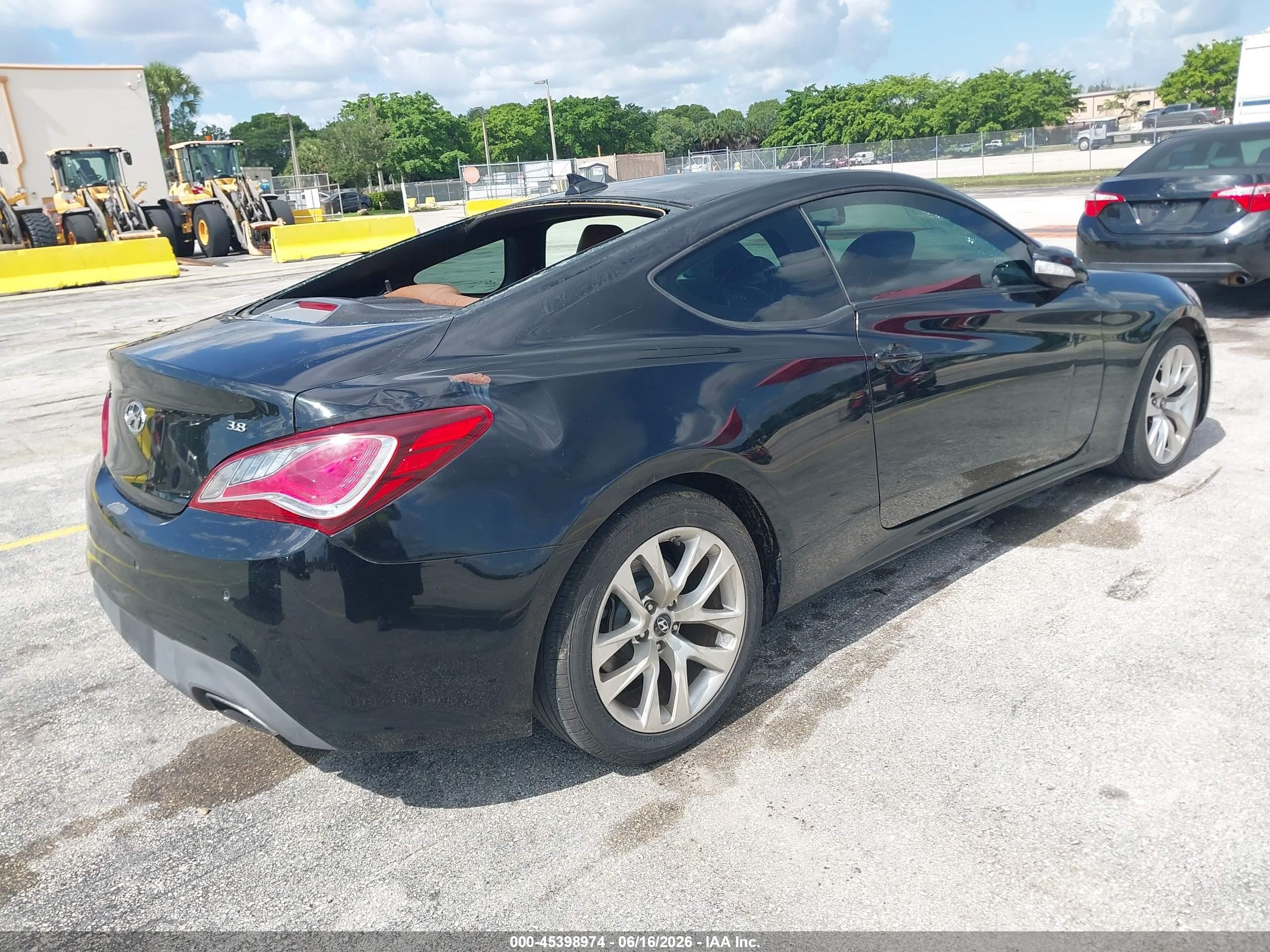 2013 Hyundai Genesis   Black vin: KMHHU6KJ2DU079763