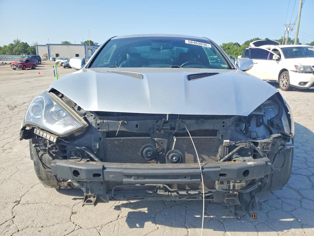 2013 Hyundai Genesis Coupe 3.8l Silver vin: KMHHU6KJ2DU080461
