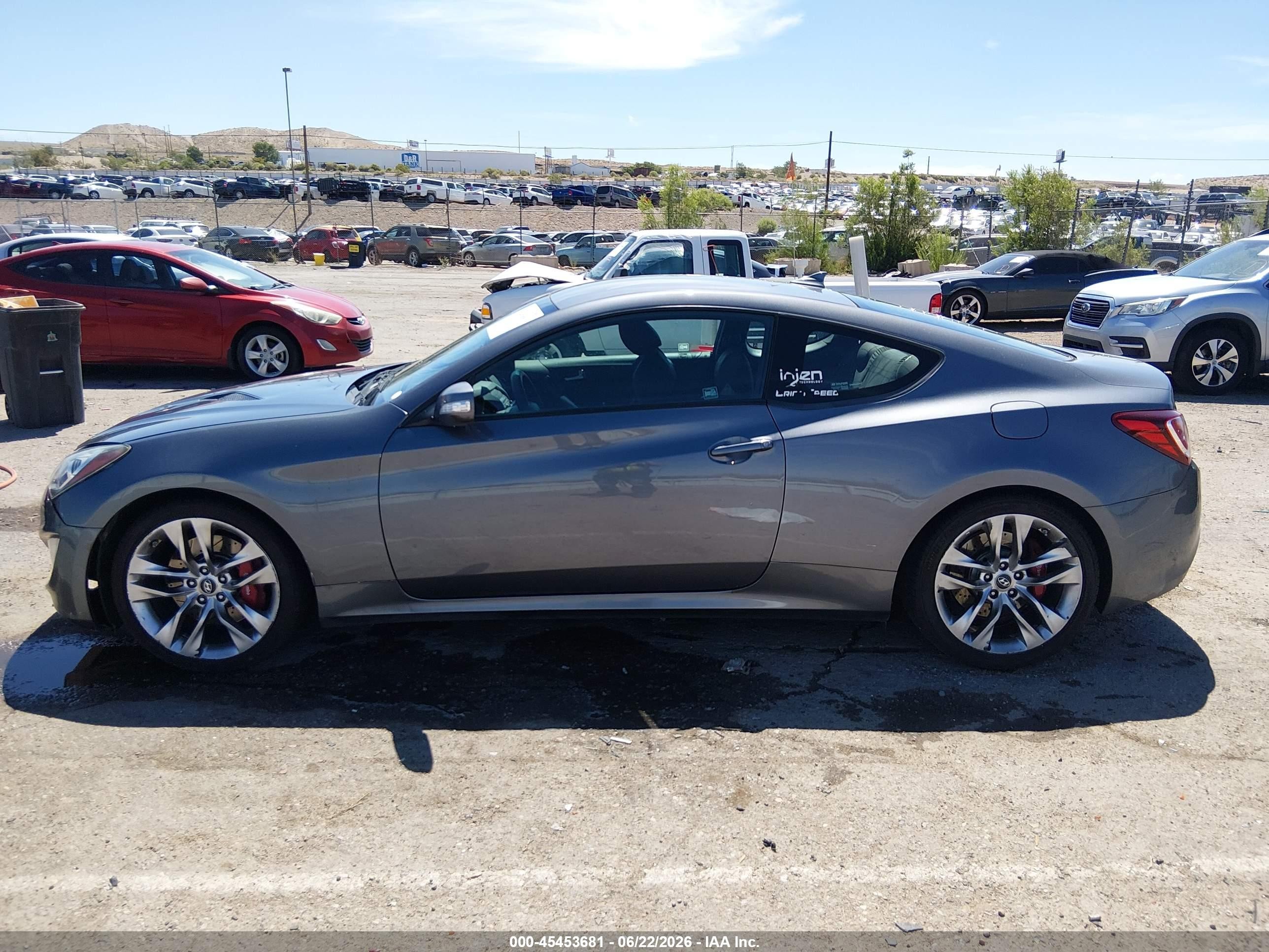 2014 Hyundai Genesis 3.8 R-spec Gray vin: KMHHU6KJ2EU118028