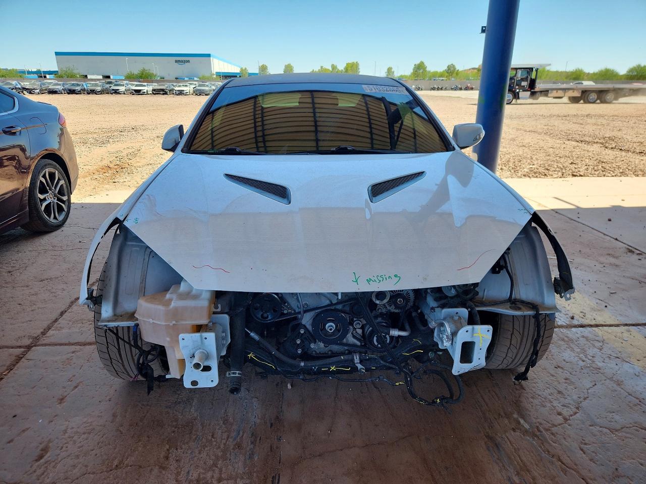 2015 Hyundai Genesis Coupe 3.8 R-spec White vin: KMHHU6KJ2FU124333