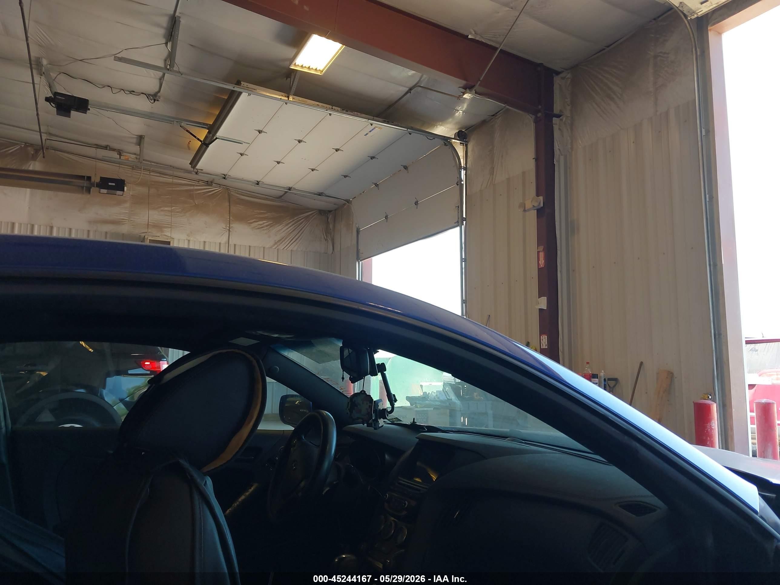2013 Hyundai Genesis 3.8 Track Синий vin: KMHHU6KJ3DU085359