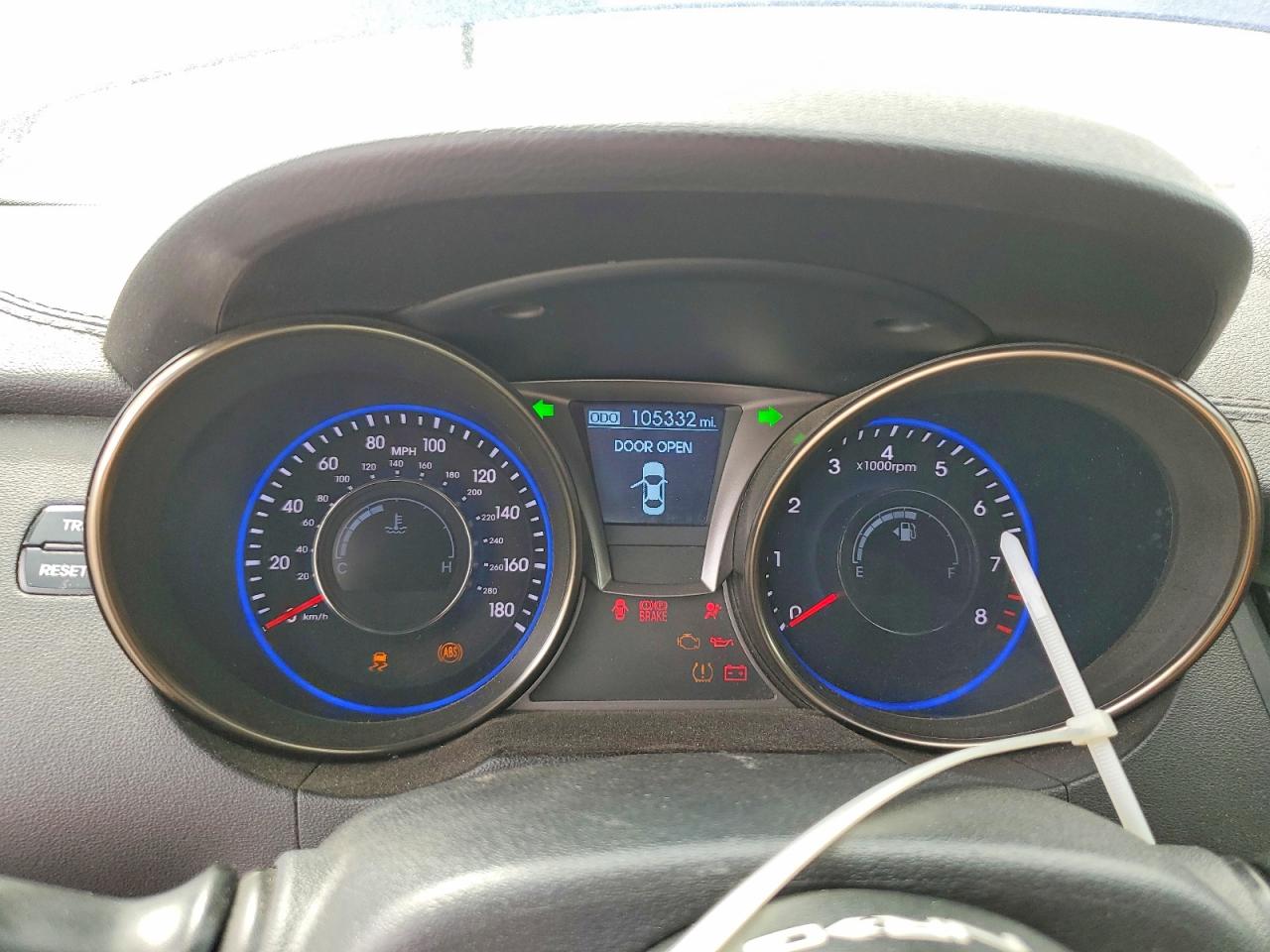 2013 Hyundai Genesis Coupe 3.8l Blue vin: KMHHU6KJ3DU092702