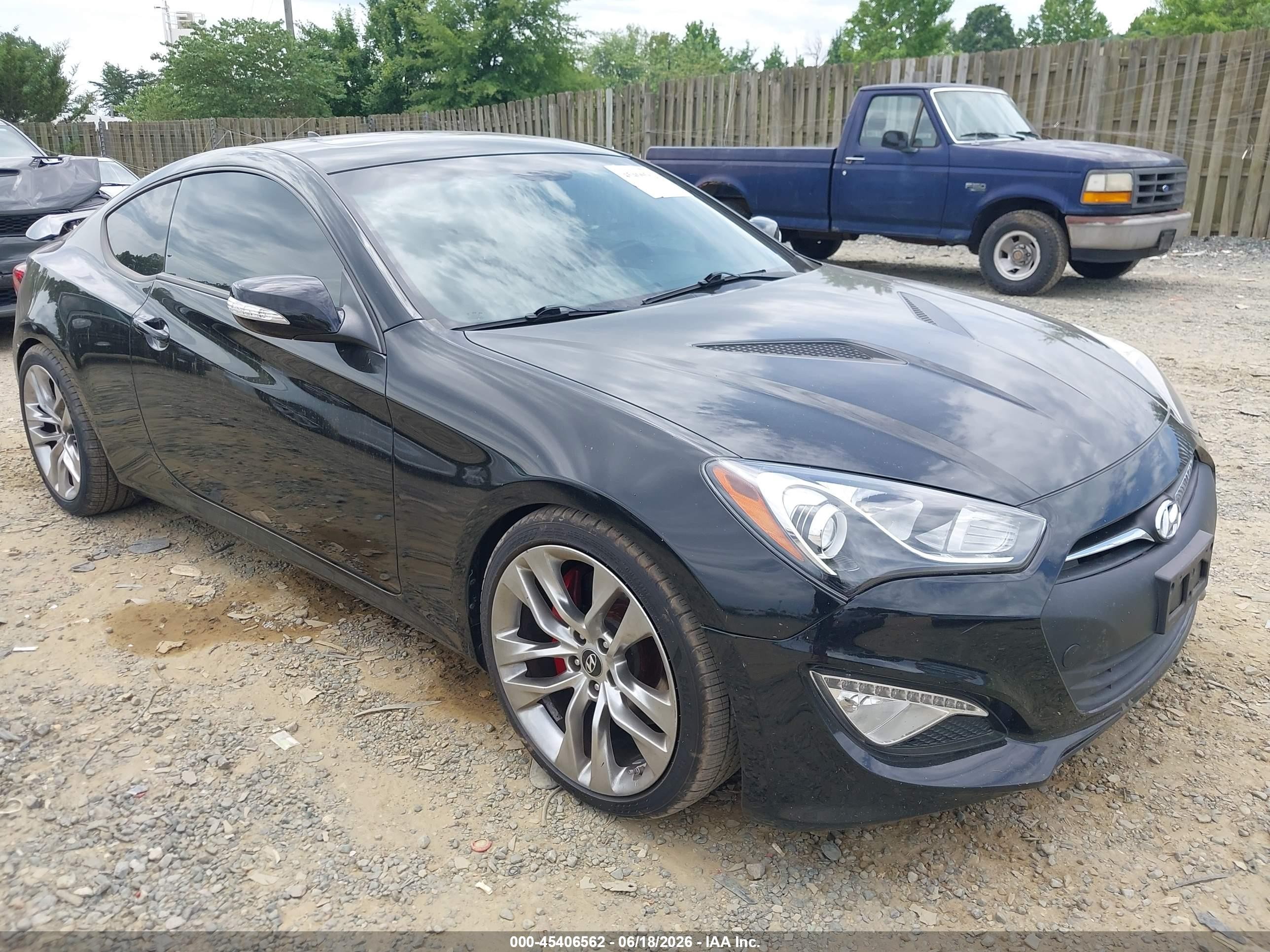 2015 Hyundai Genesis 3.8 Ultimate Black vin: KMHHU6KJ3FU123238