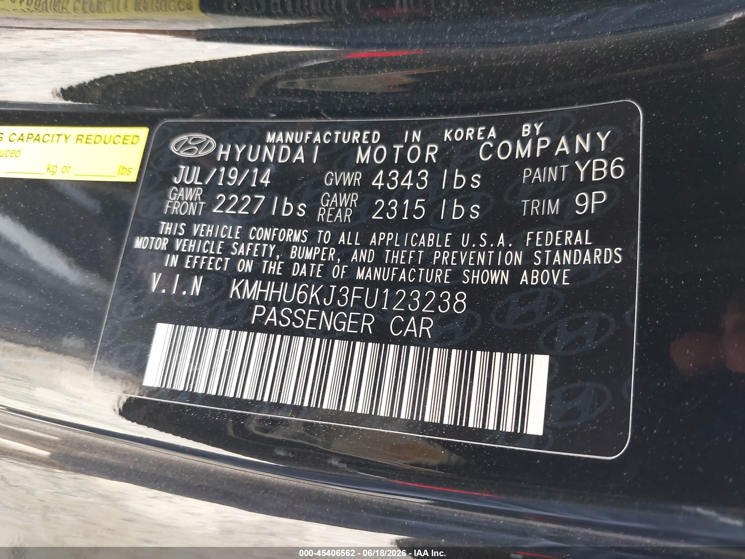 2015 Hyundai Genesis 3.8 Ultimate Black vin: KMHHU6KJ3FU123238